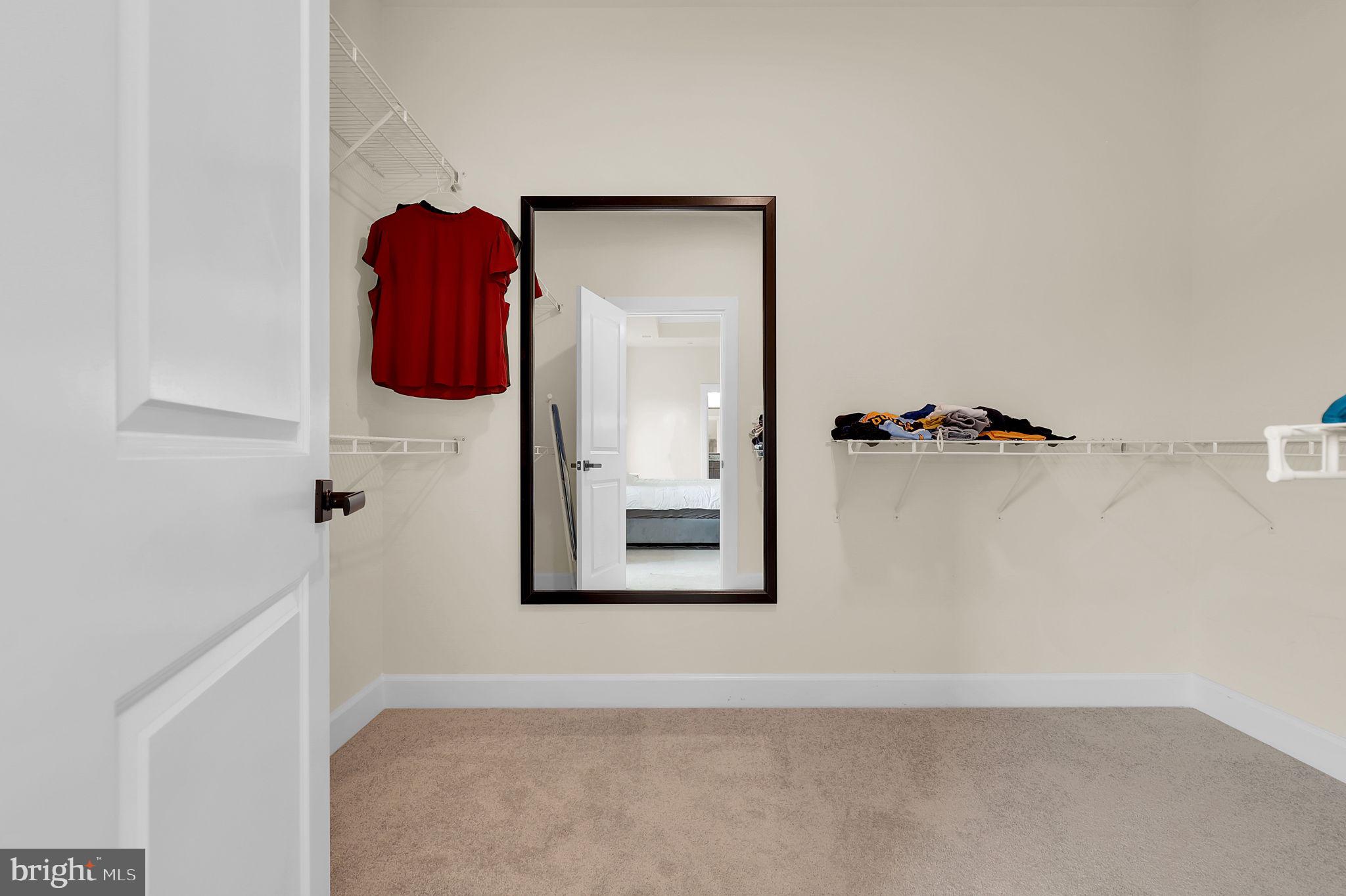 LAKE LINGANORE - Residential