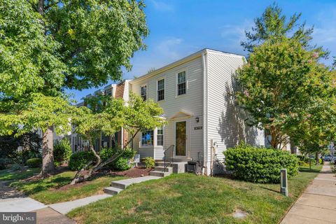 9175 BROKEN OAK PLACE 39B BURKE VA 22015