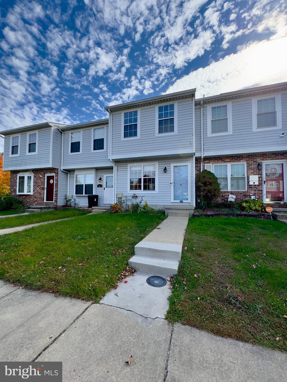 WOODBRIDGE - Residential Lease