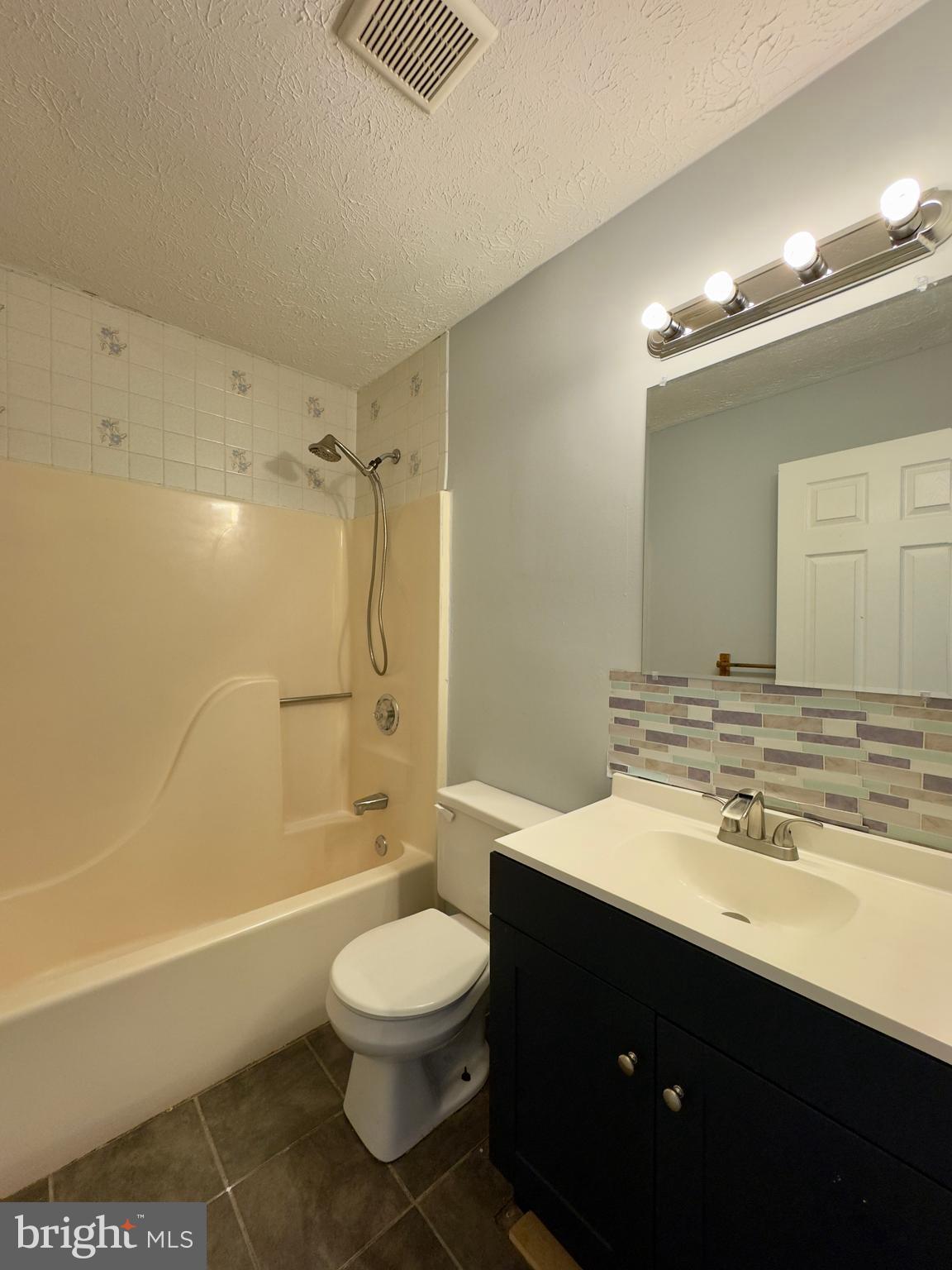 WOODBRIDGE - Residential Lease