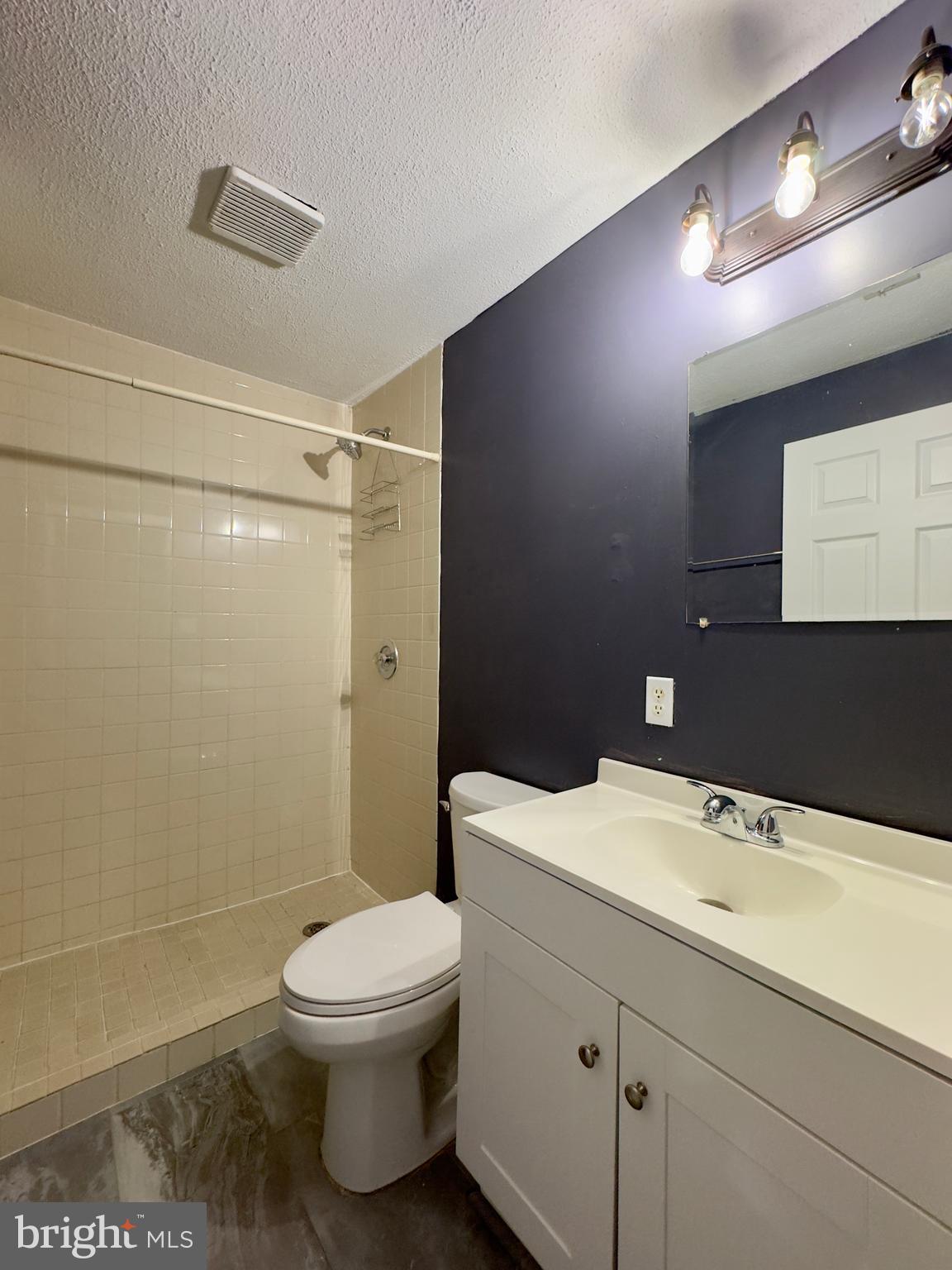 WOODBRIDGE - Residential Lease