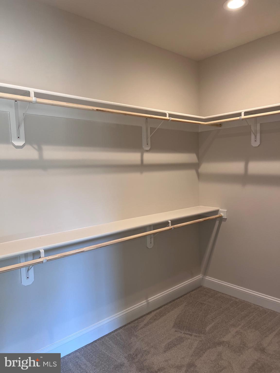 PARADISE ESTATES - Residential