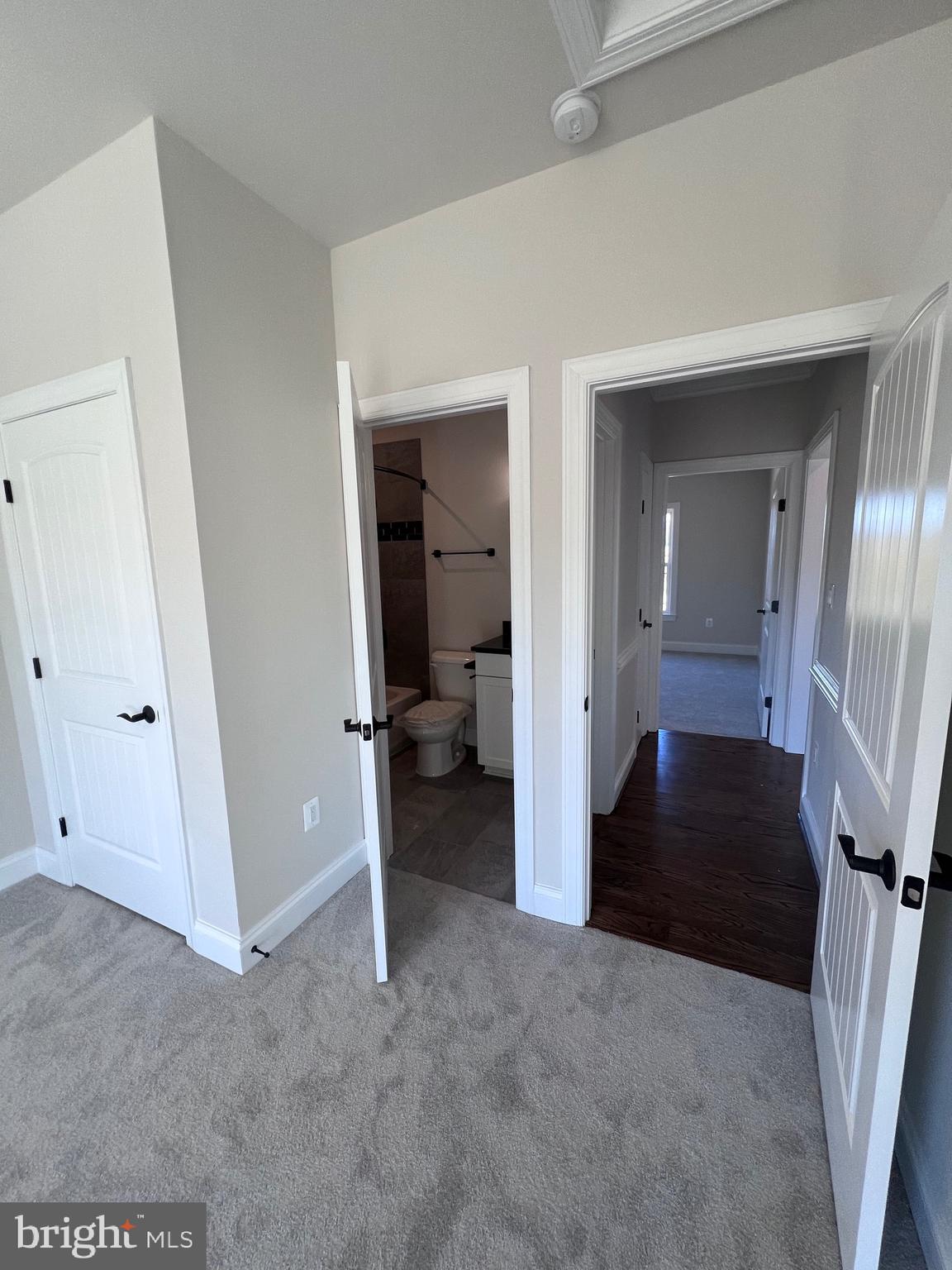 PARADISE ESTATES - Residential