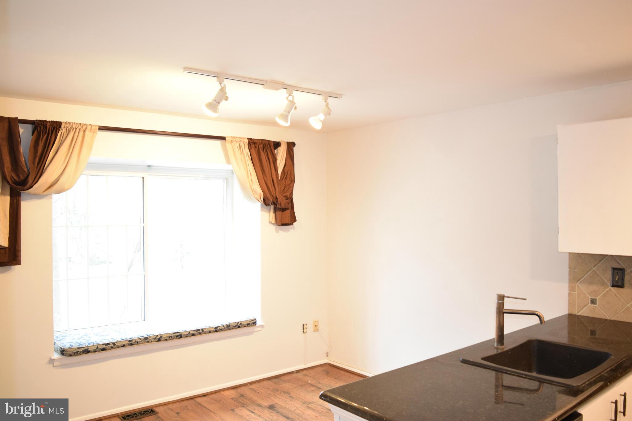 HICKORY RIDGE - Residential Lease