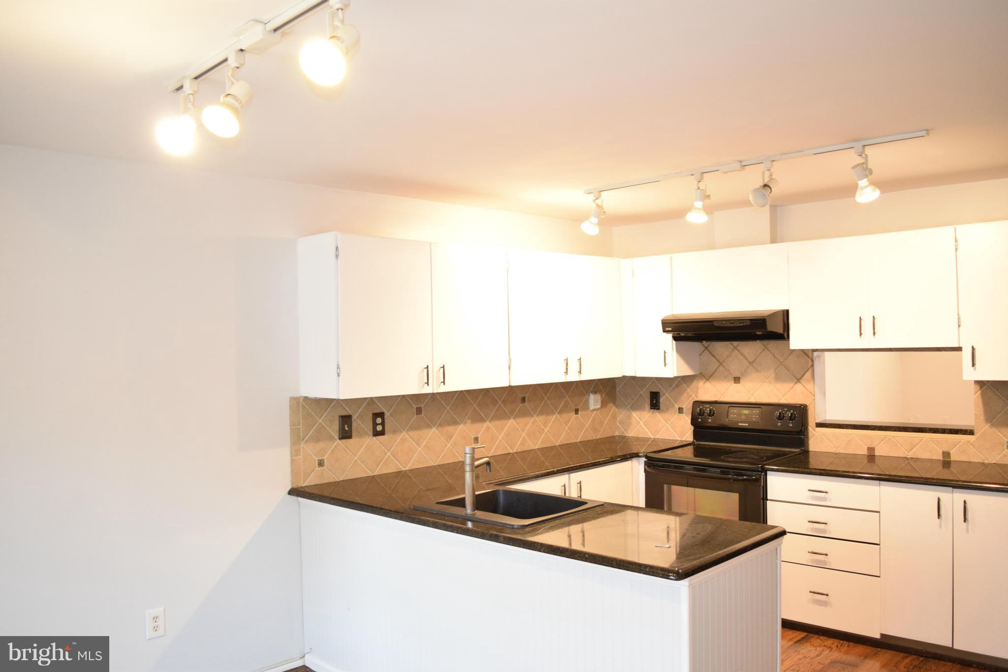 HICKORY RIDGE - Residential Lease