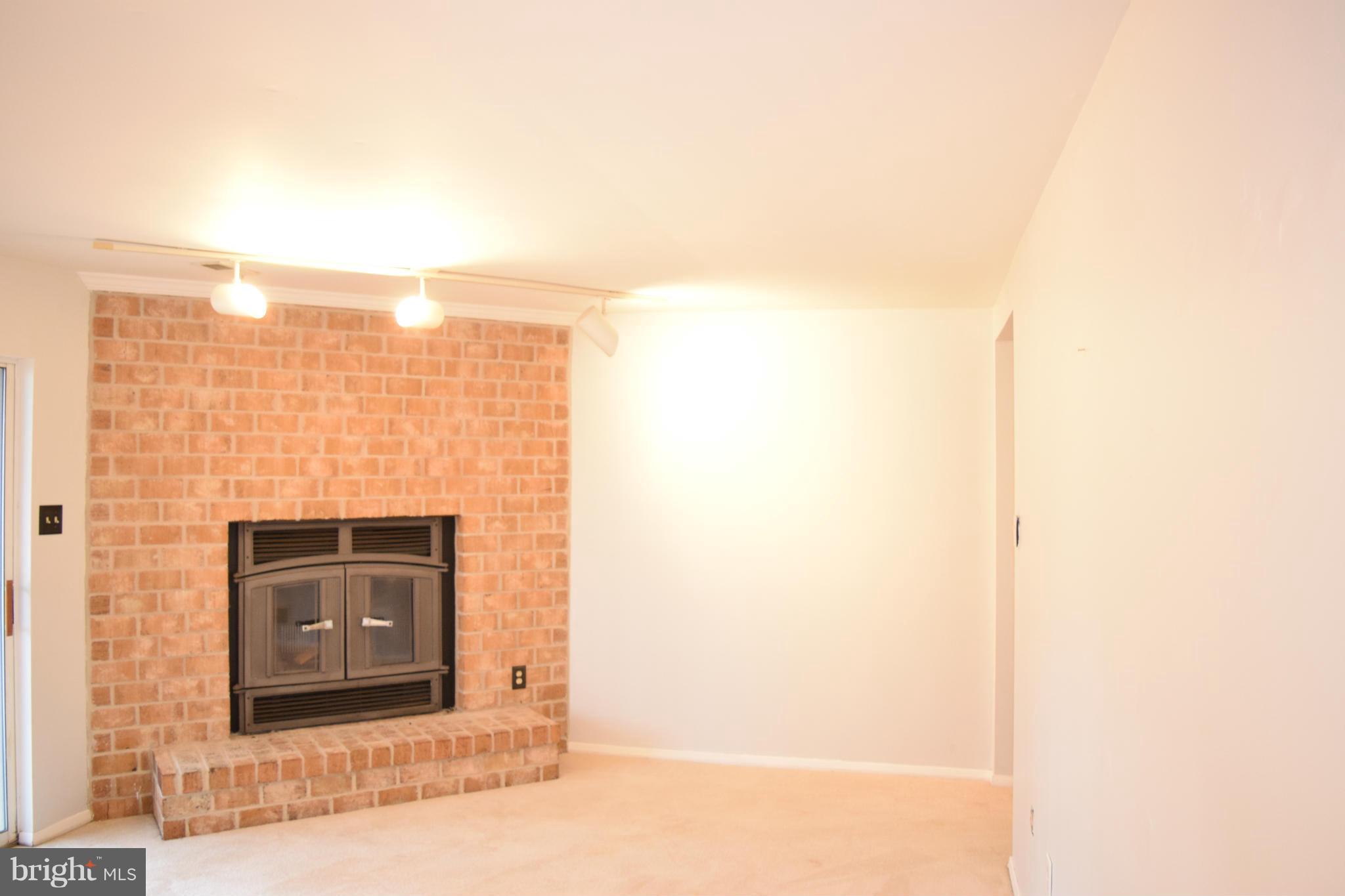 HICKORY RIDGE - Residential Lease