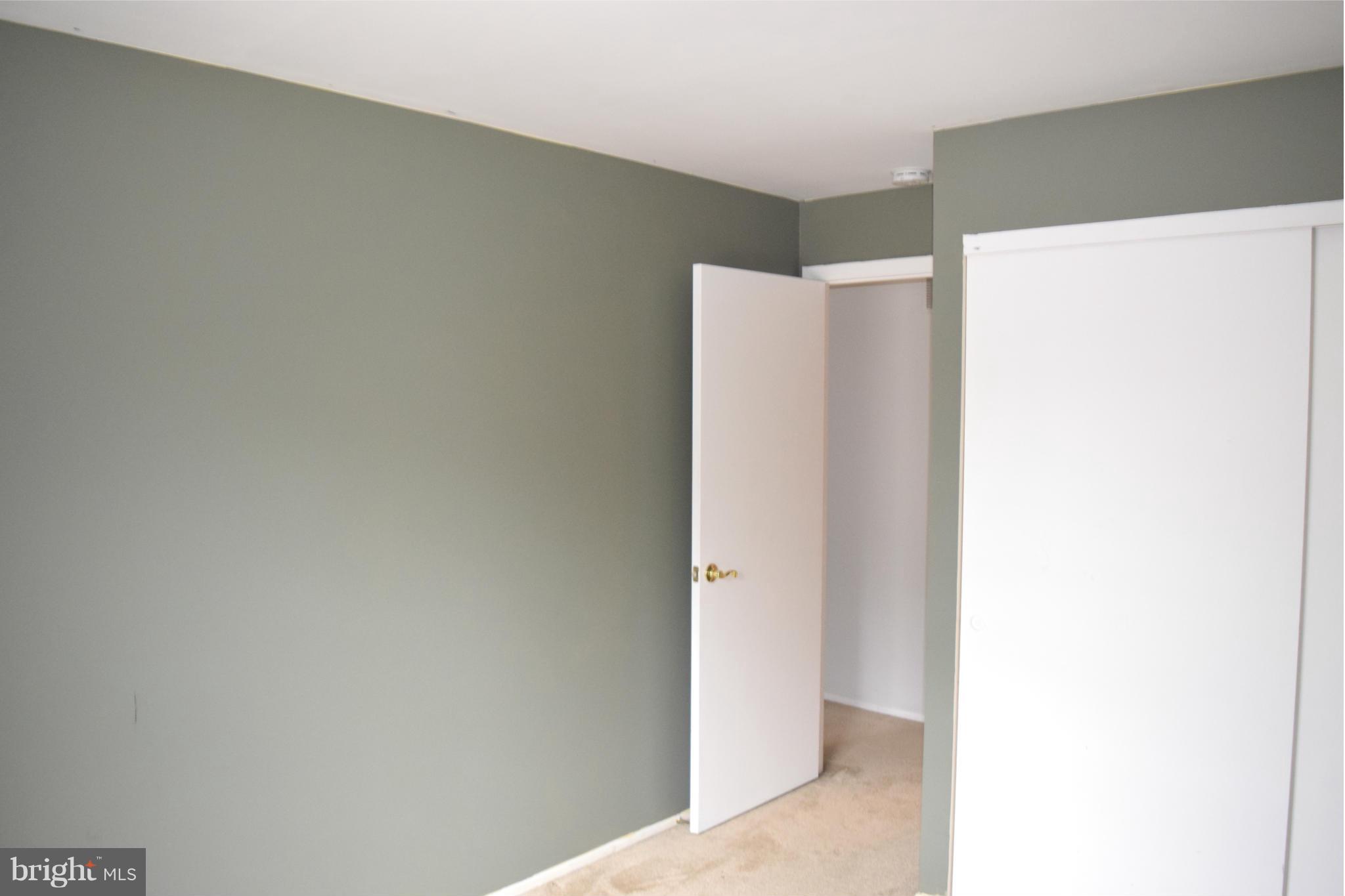 HICKORY RIDGE - Residential Lease