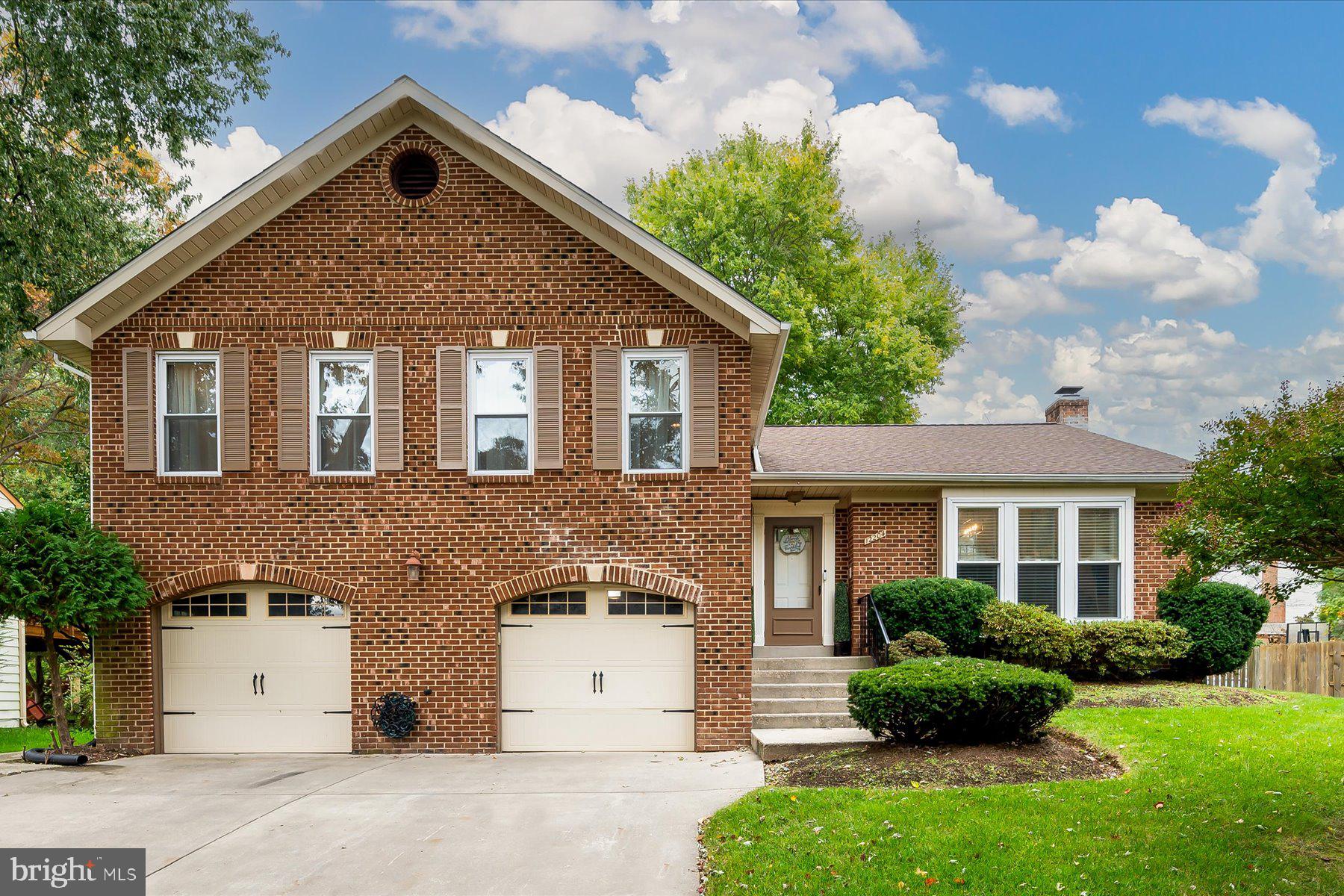 CAMELOT - Residential Lease