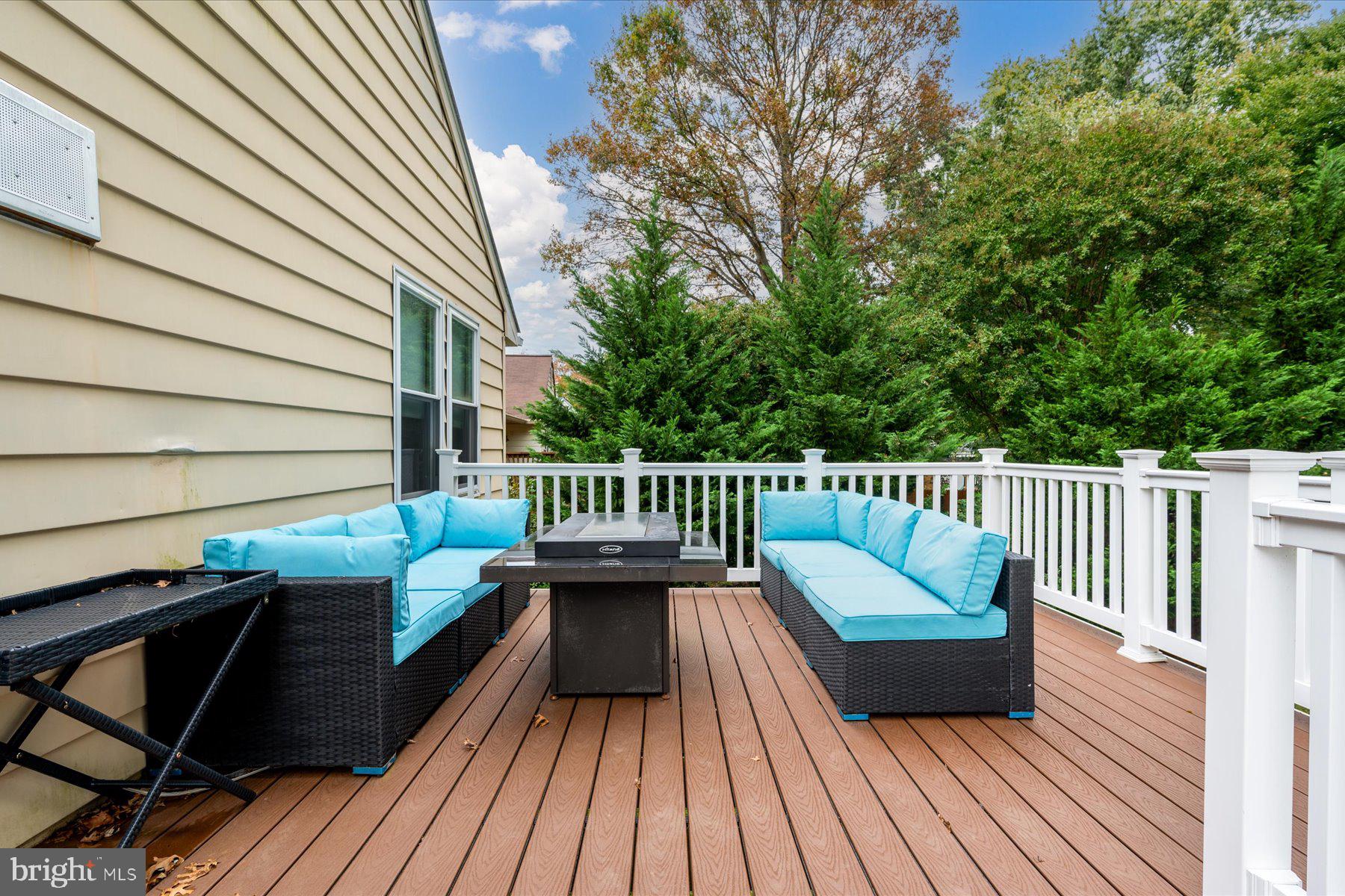 CAMELOT - Residential Lease