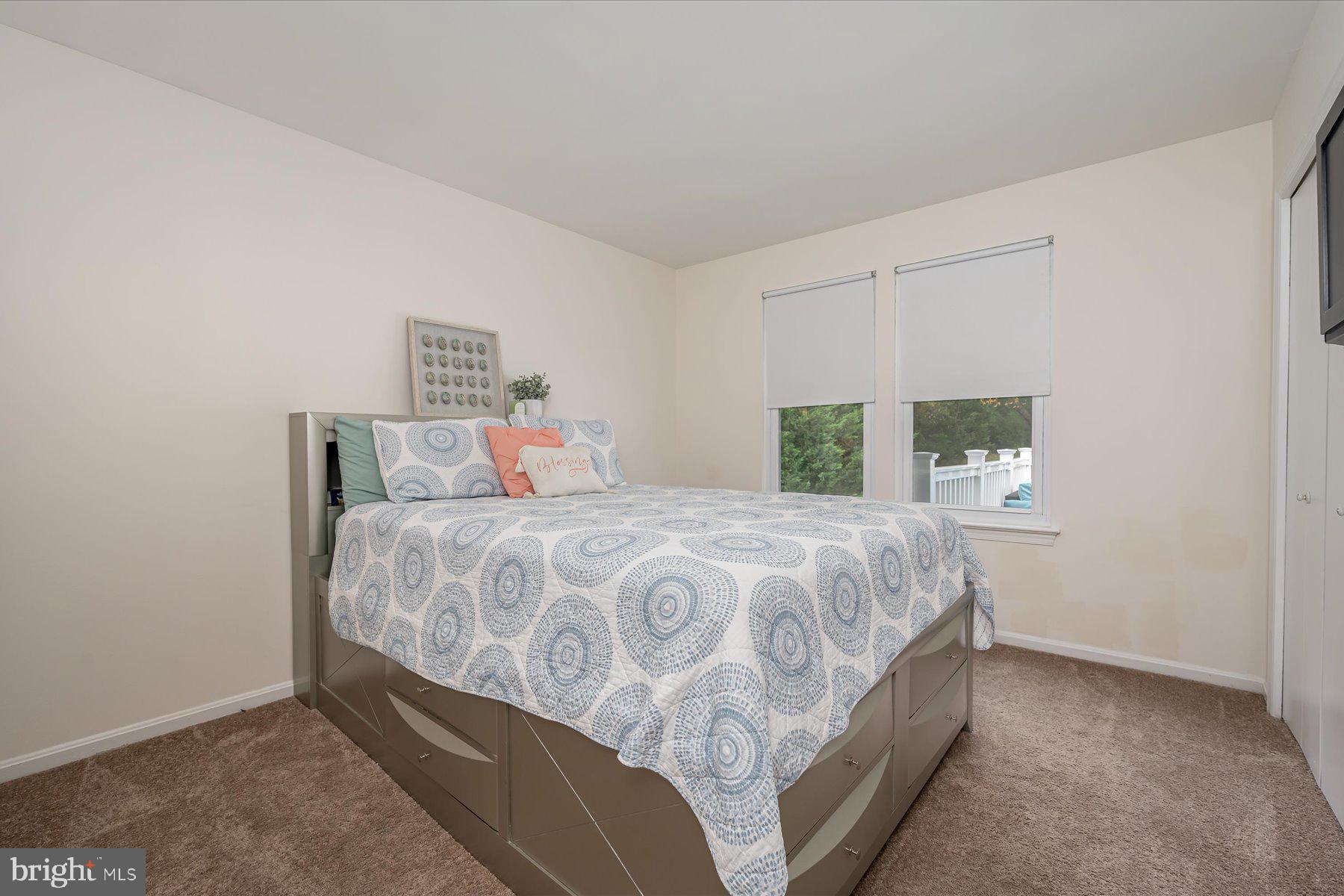 CAMELOT - Residential Lease