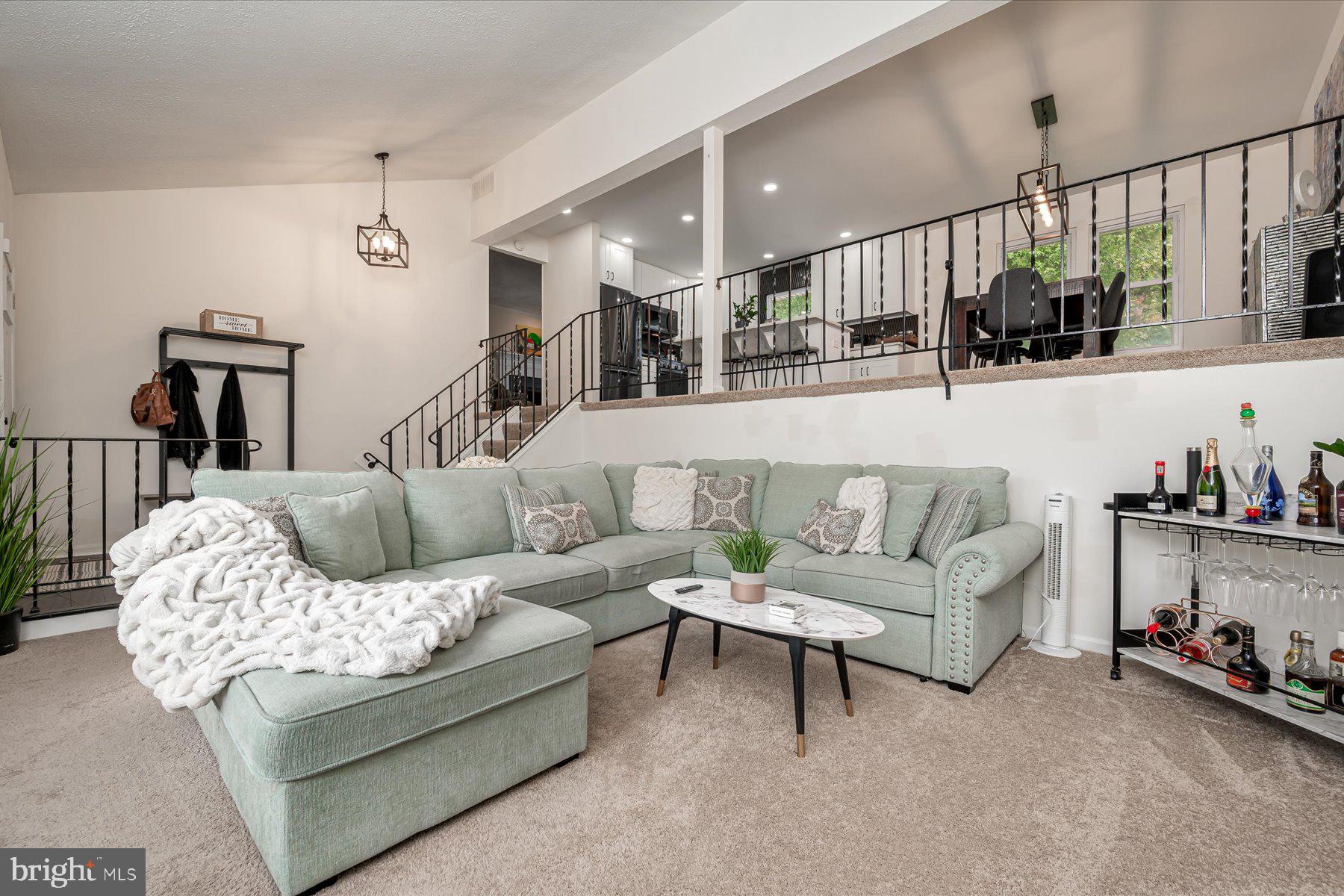 CAMELOT - Residential Lease