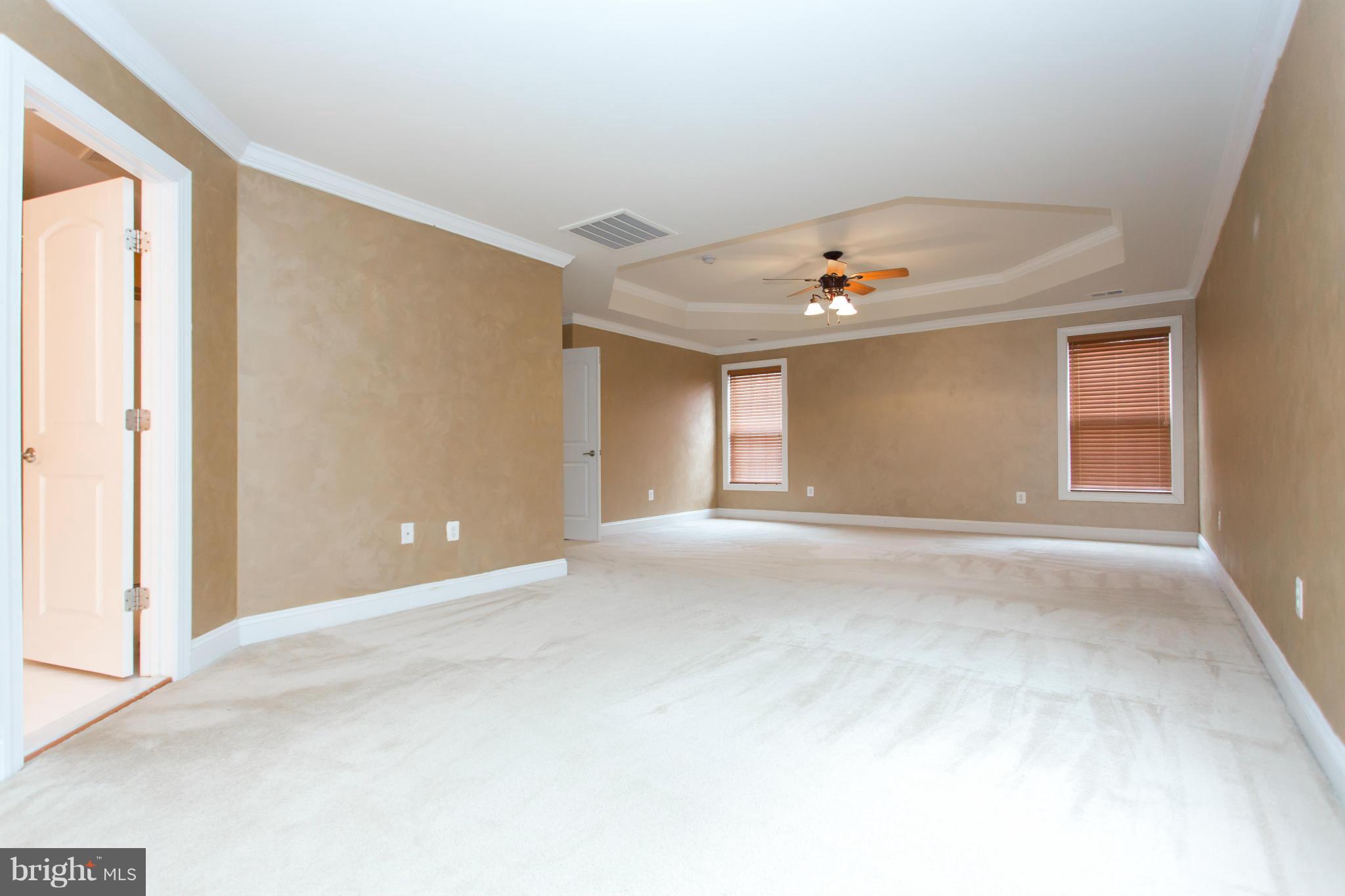 CAMBRIDGE CROSSING - Residential