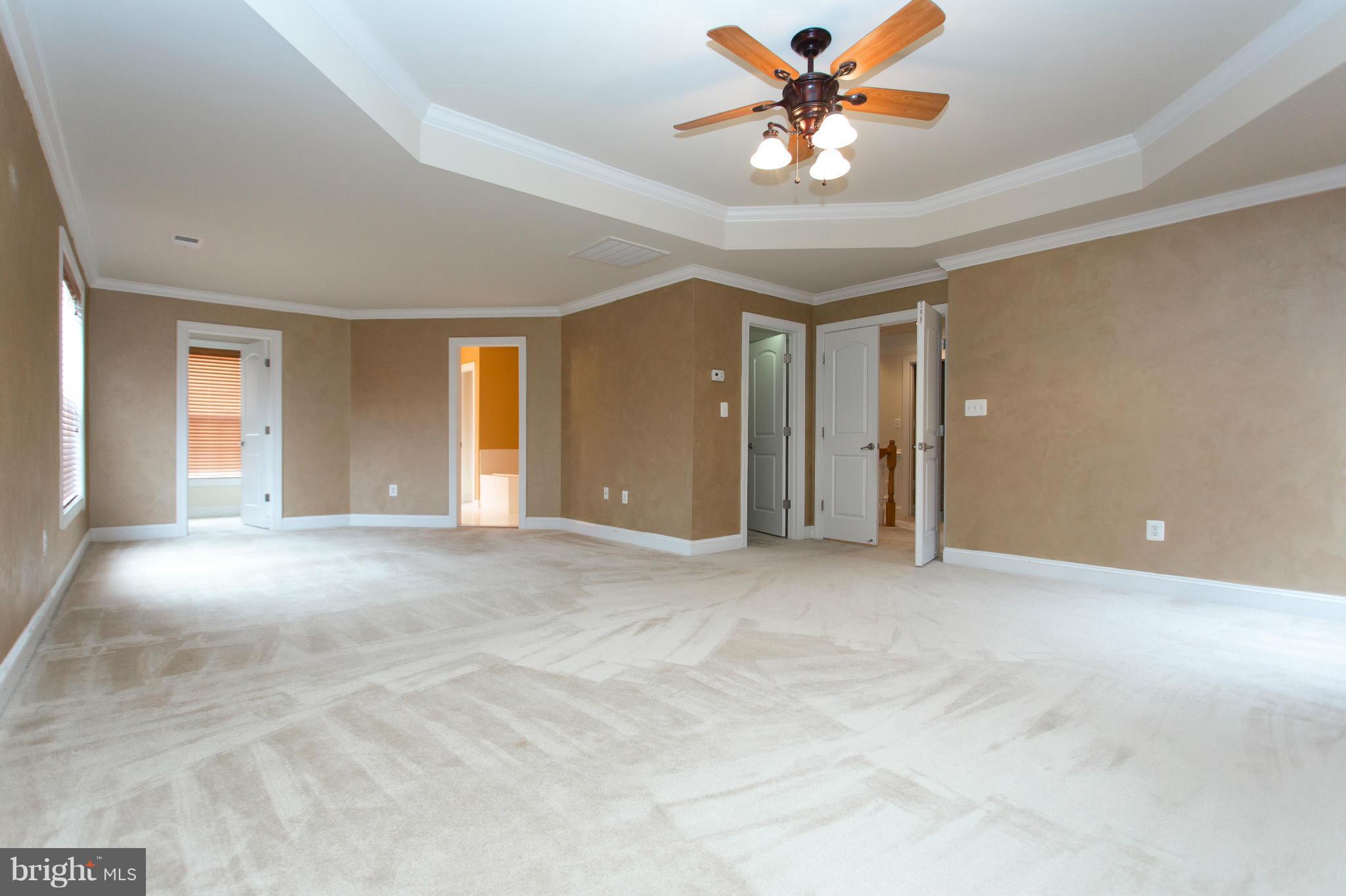 CAMBRIDGE CROSSING - Residential