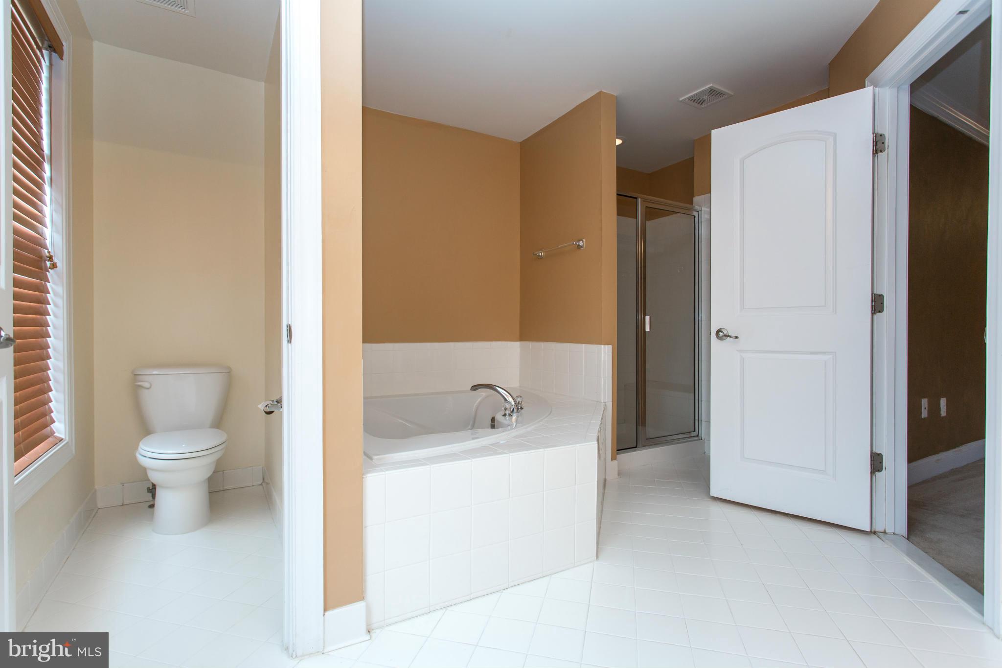 CAMBRIDGE CROSSING - Residential