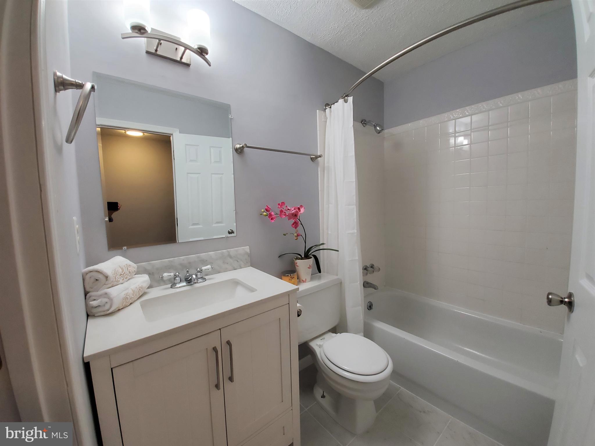 WAKEFIELD - Residential