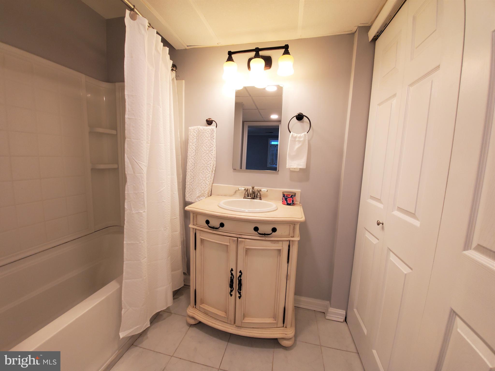 WAKEFIELD - Residential