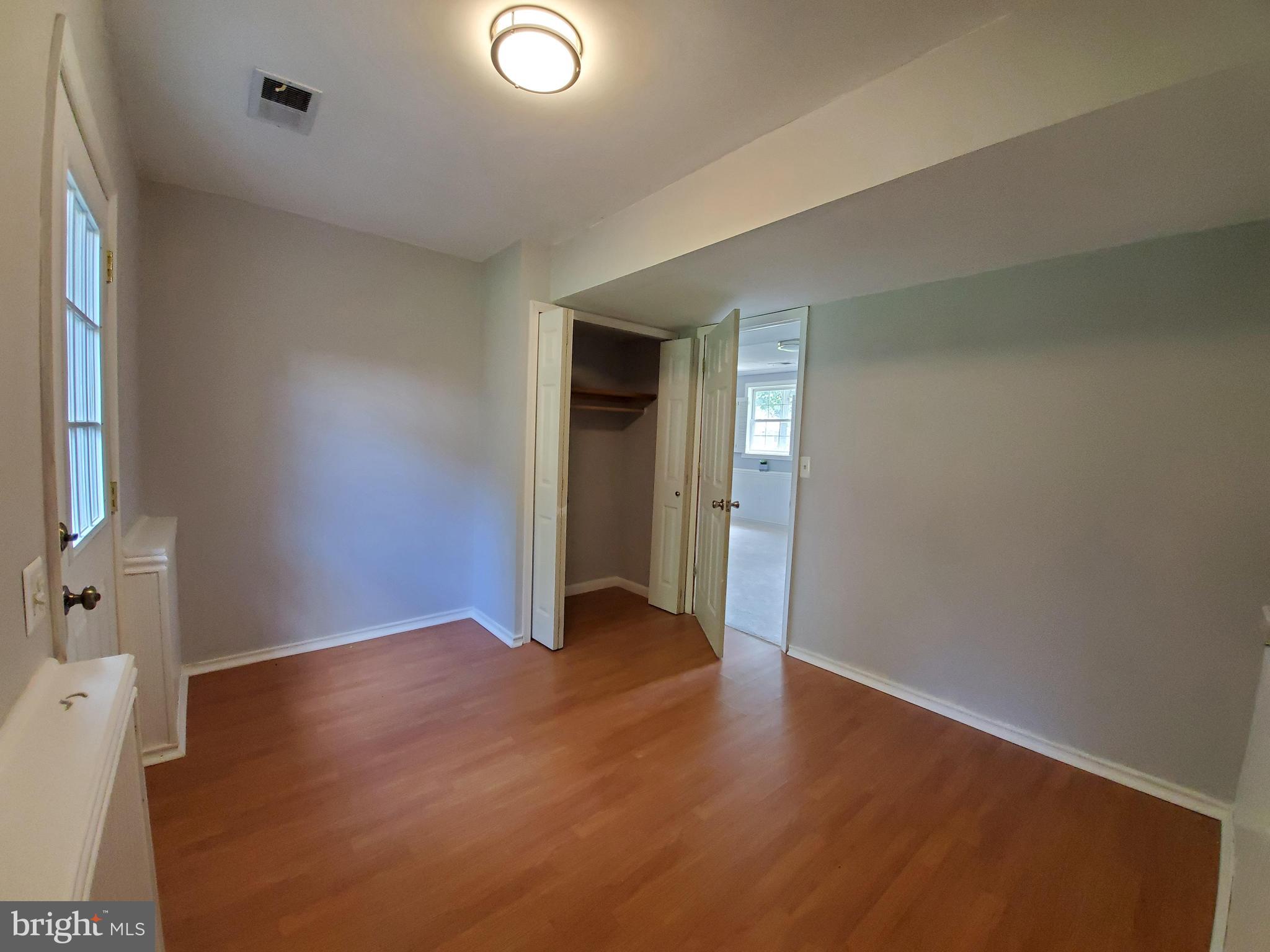 WAKEFIELD - Residential