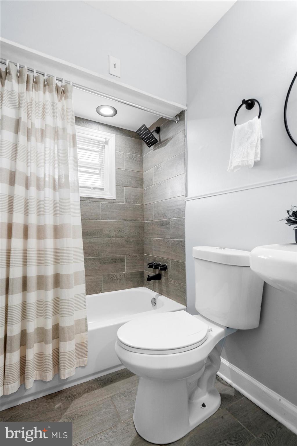 WEST INVERNESS - Residential