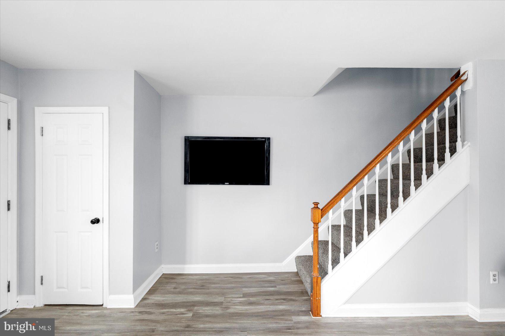 WEST INVERNESS - Residential