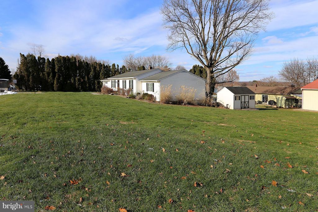 Photo of 216 Horseshoe Drive, ANNVILLE, PA 17003 (MLS # PALN2024068)