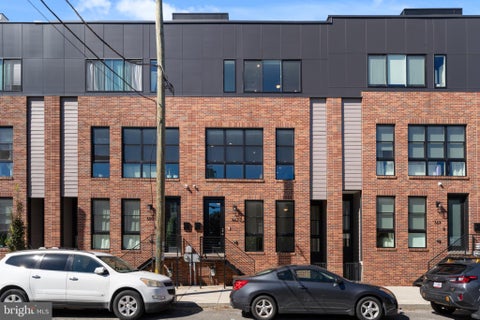 Condo For Sale - 662 N 13th Street<br/> PHILADELPHIA, PA 19123
