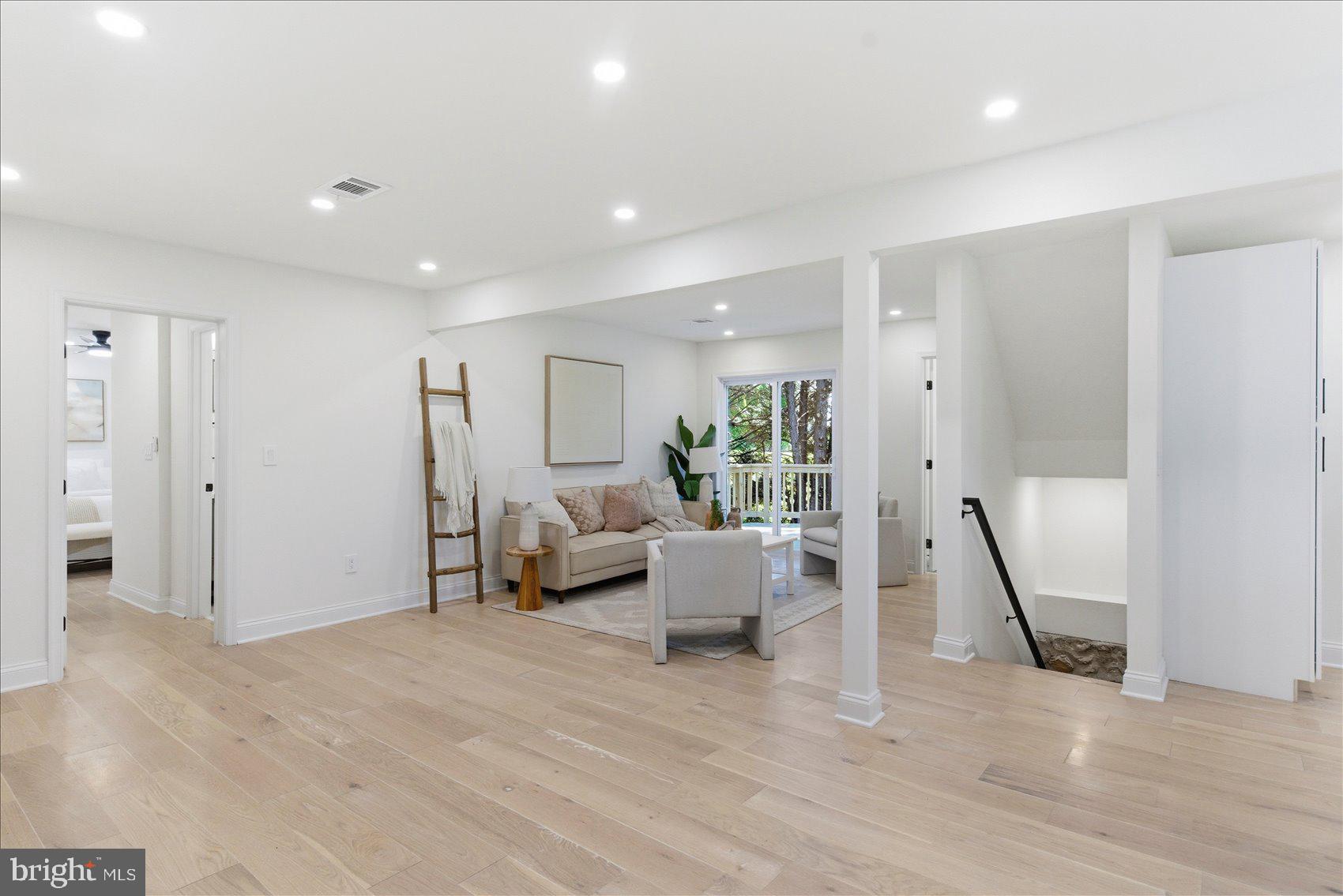 PHOENIX - Residential