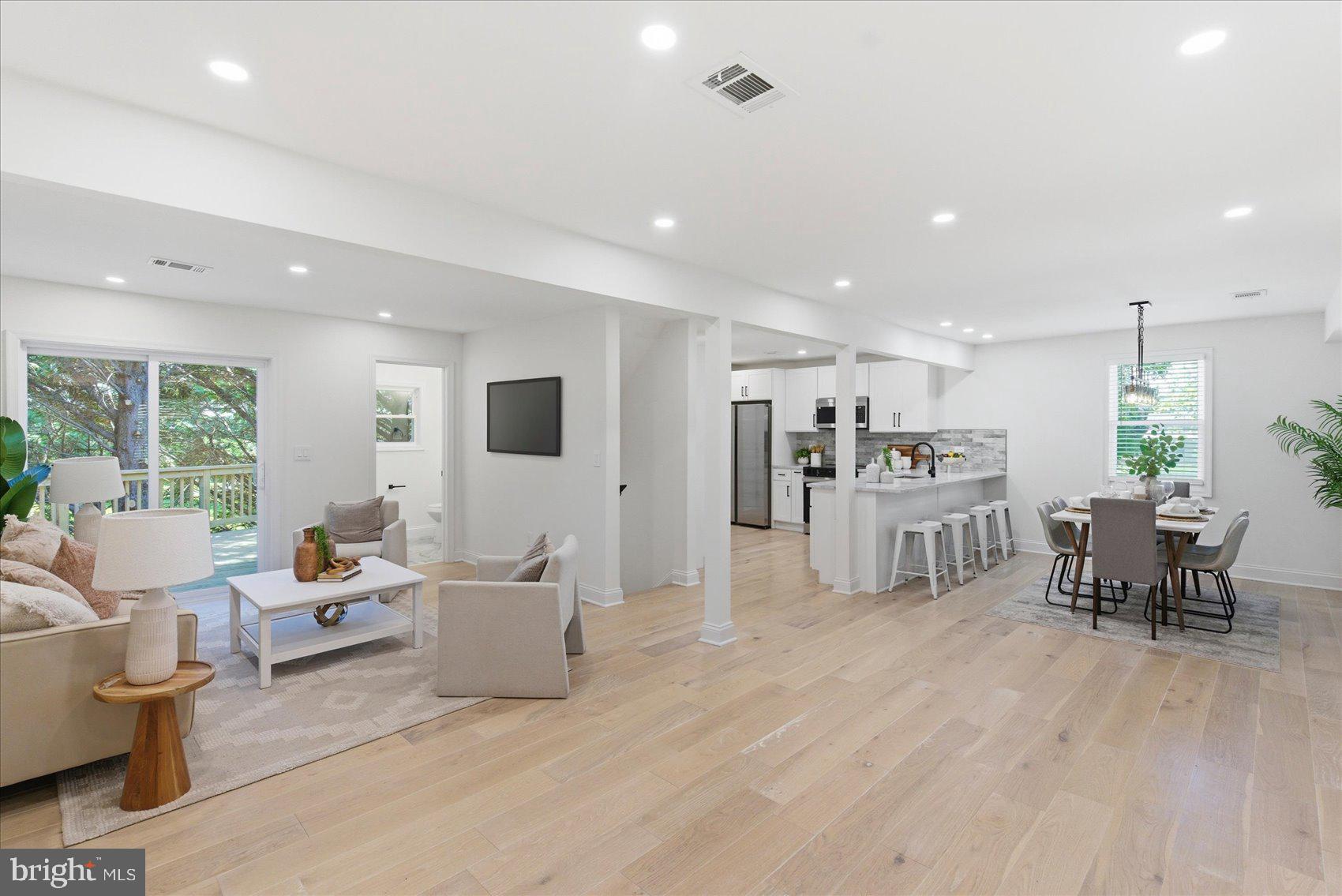 PHOENIX - Residential