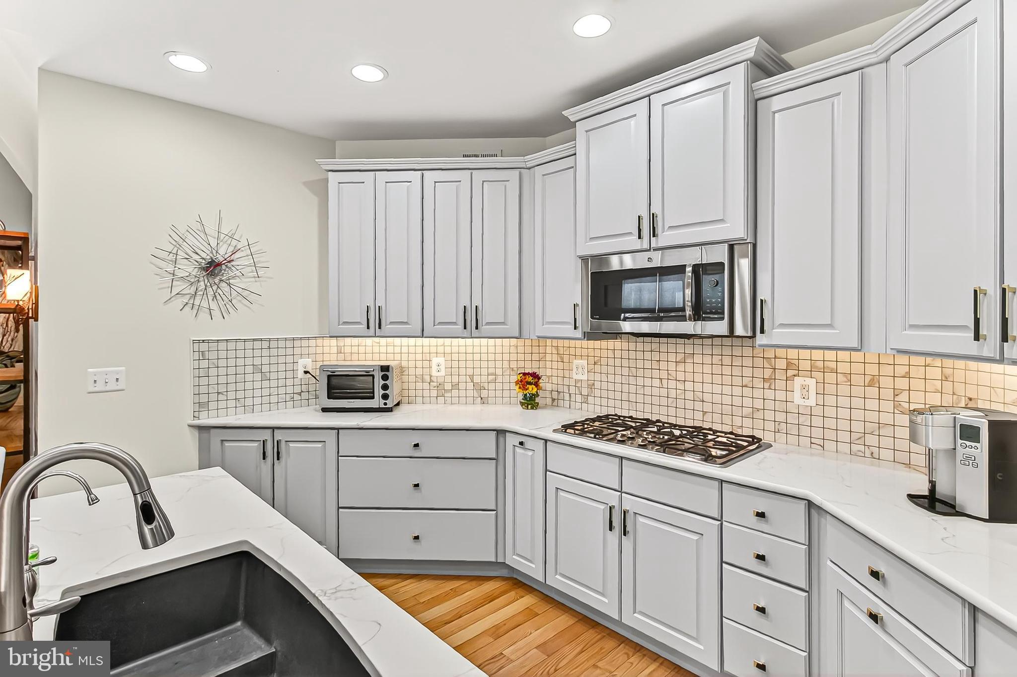 WORMANS MILL - Residential