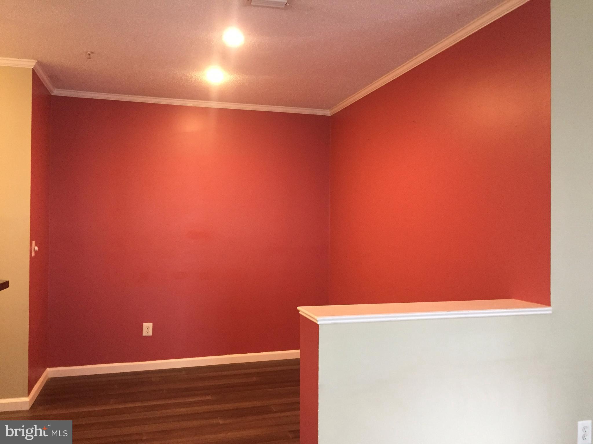 EDGEWATER AT TOWN CENTER - Residential Lease