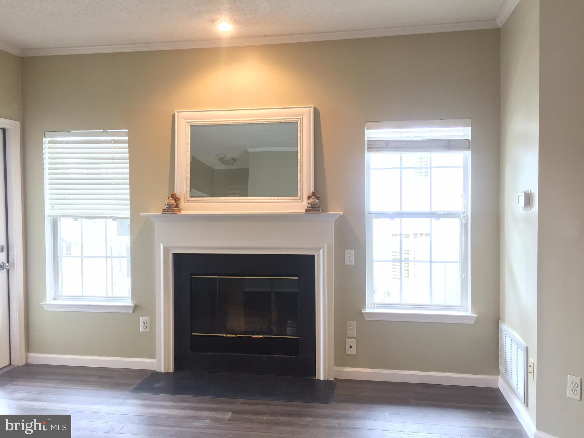 EDGEWATER AT TOWN CENTER - Residential Lease