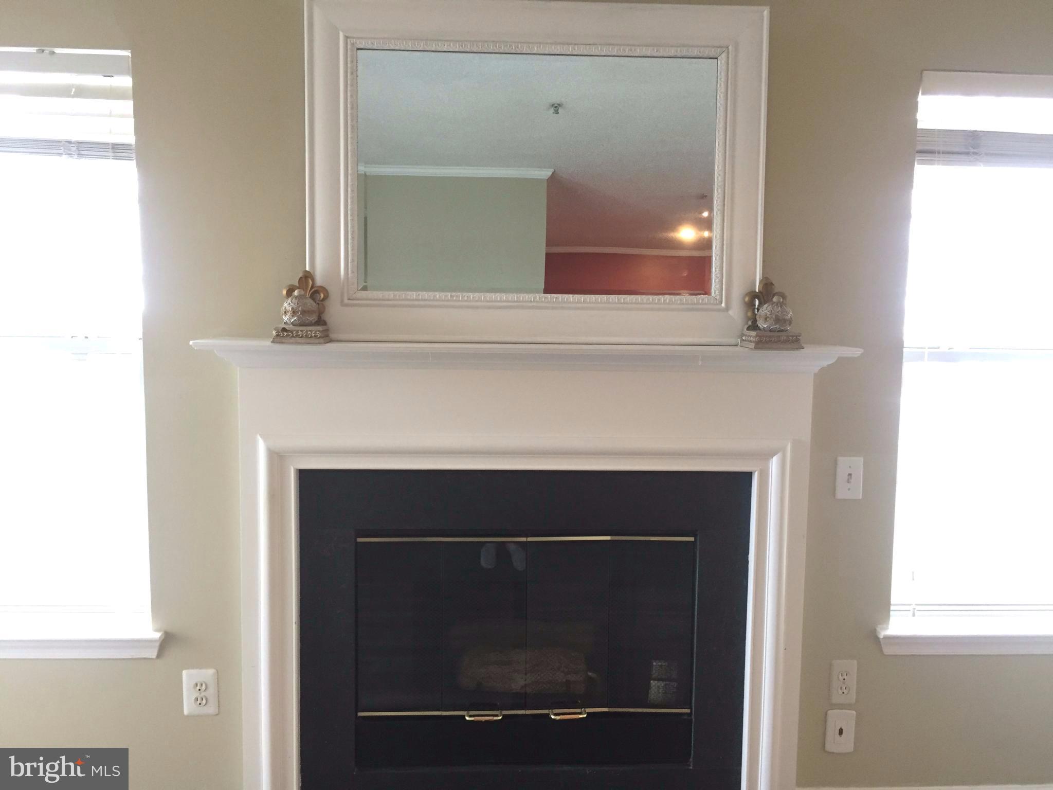 EDGEWATER AT TOWN CENTER - Residential Lease