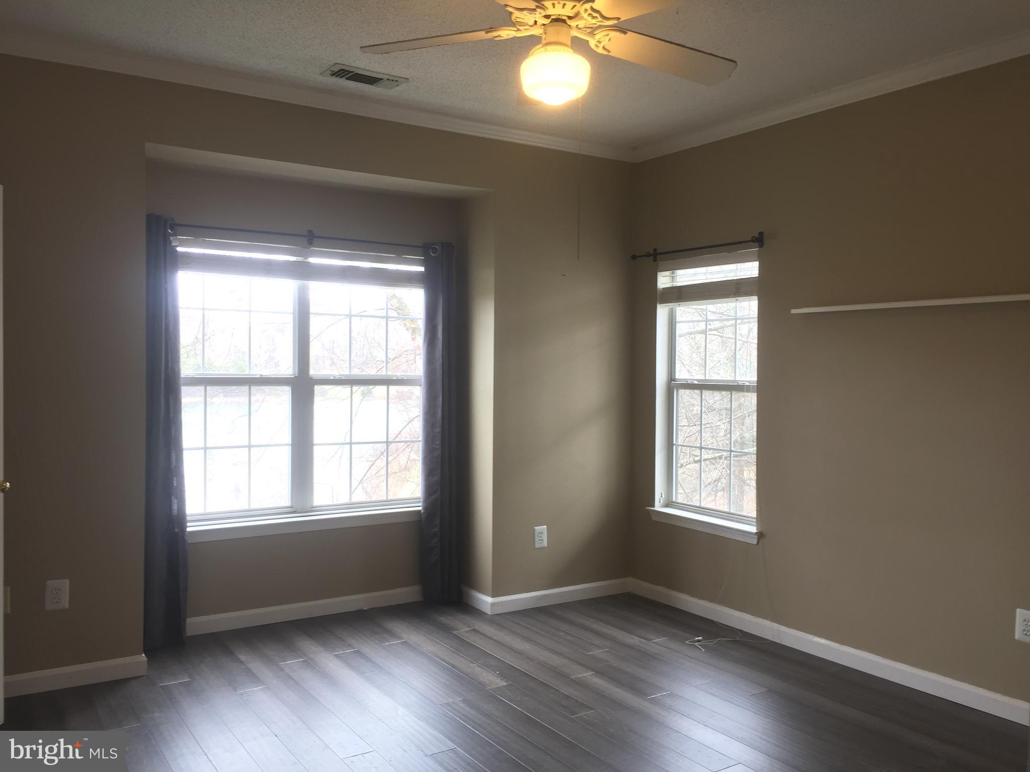 EDGEWATER AT TOWN CENTER - Residential Lease