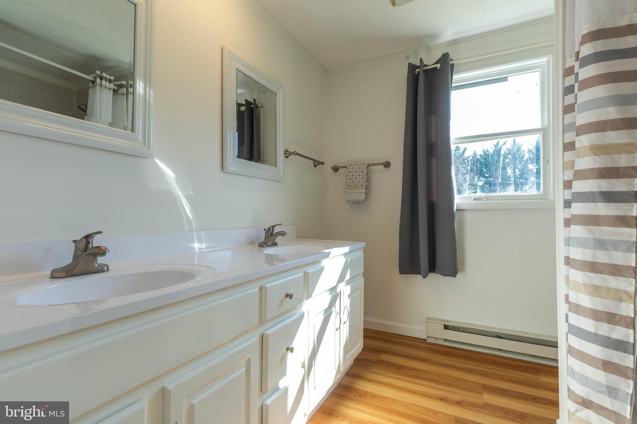 WALNUT GROVE - Residential Lease