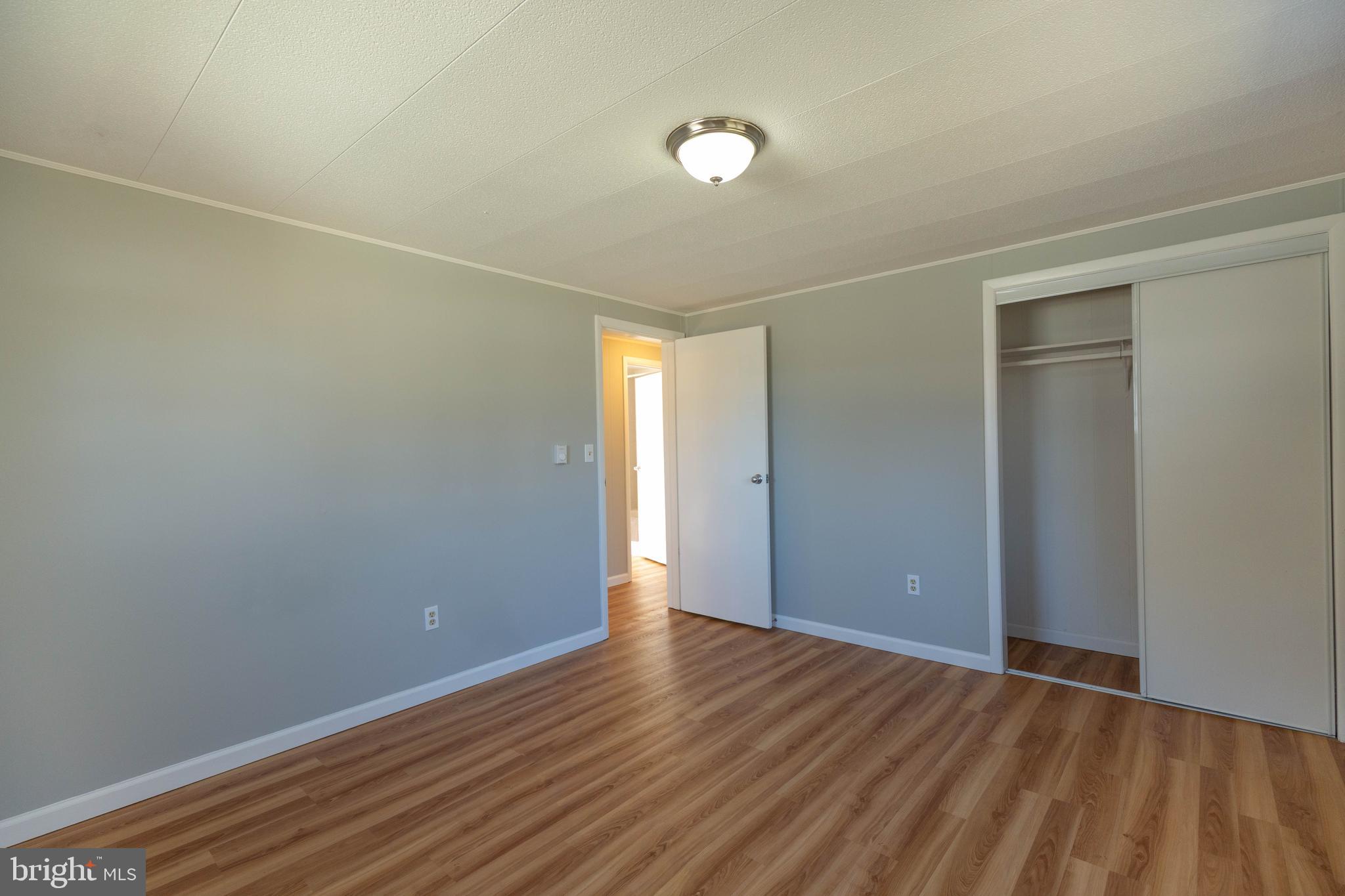 WALNUT GROVE - Residential Lease