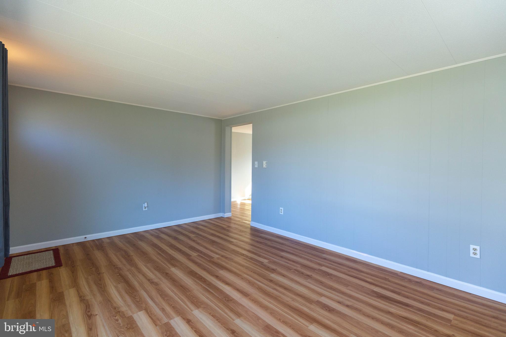 WALNUT GROVE - Residential Lease