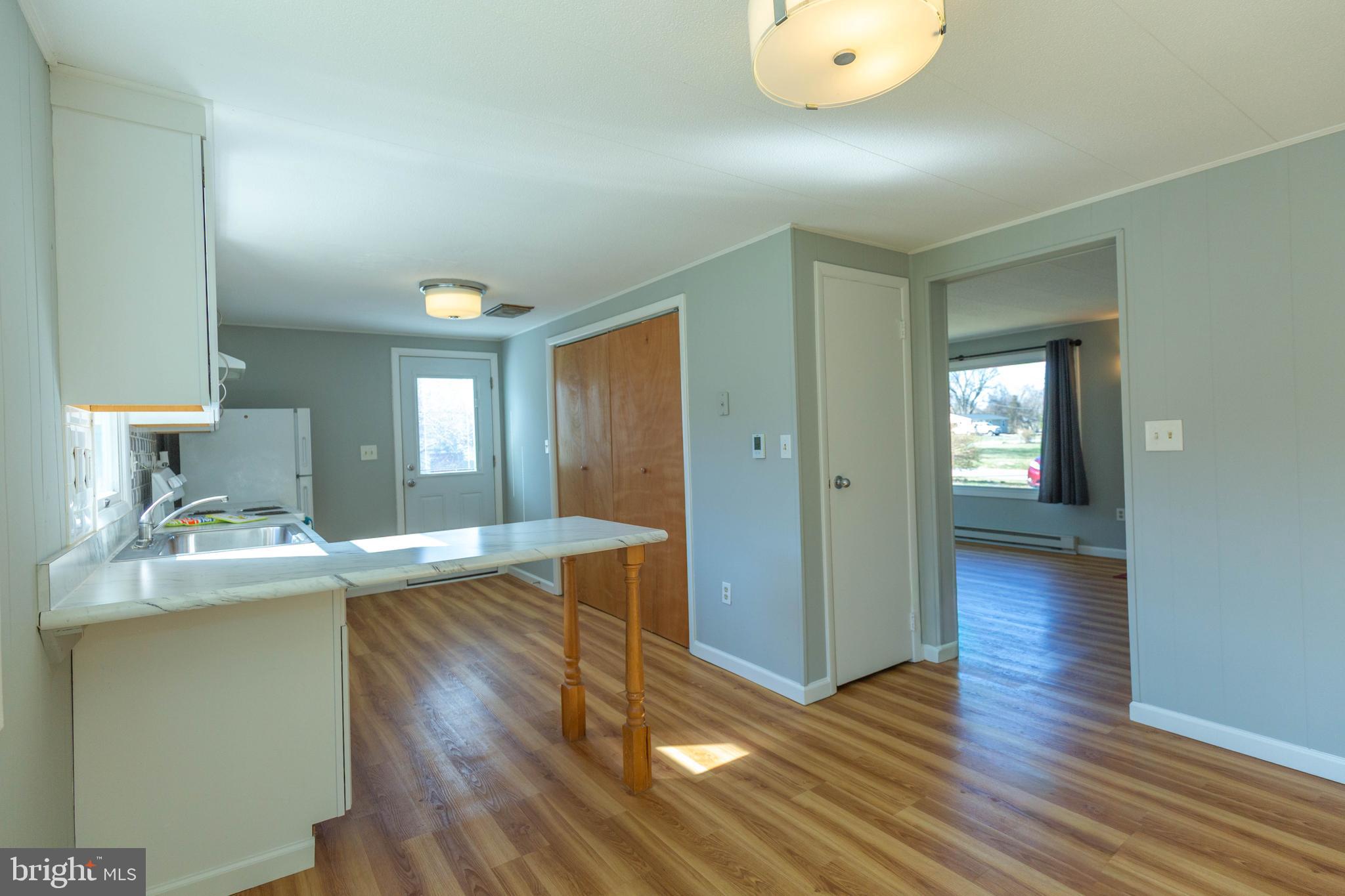 WALNUT GROVE - Residential Lease