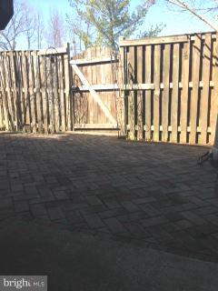 CENTREVILLE GREEN - Residential Lease