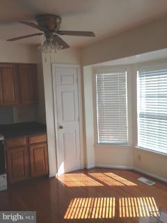 CENTREVILLE GREEN - Residential Lease