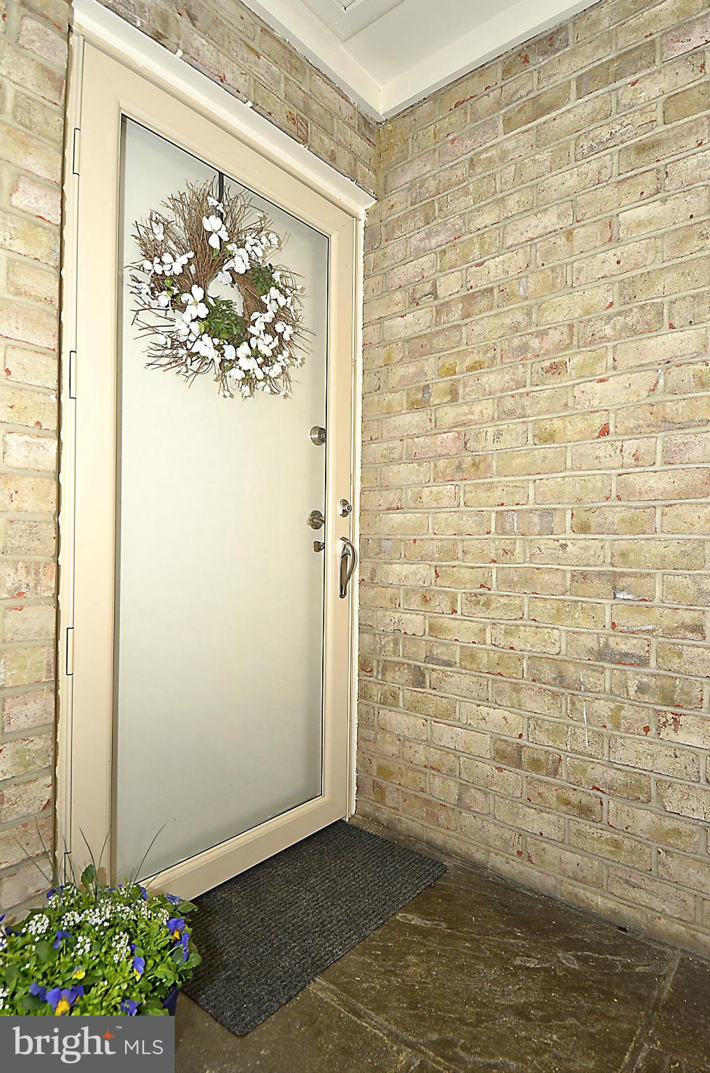 SEVERN HOUSE - Residential Lease