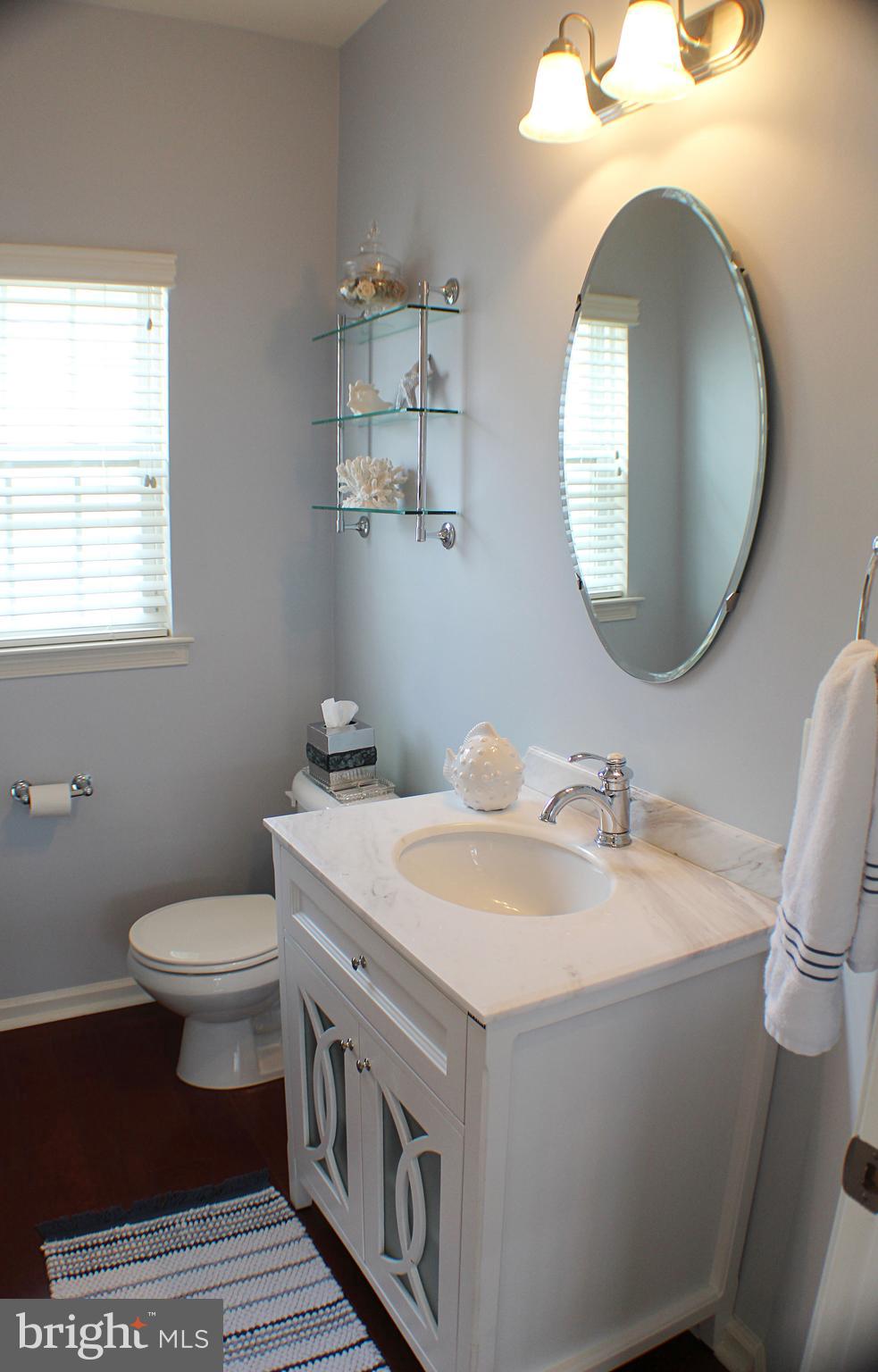 LAKELAND PLACE - Residential