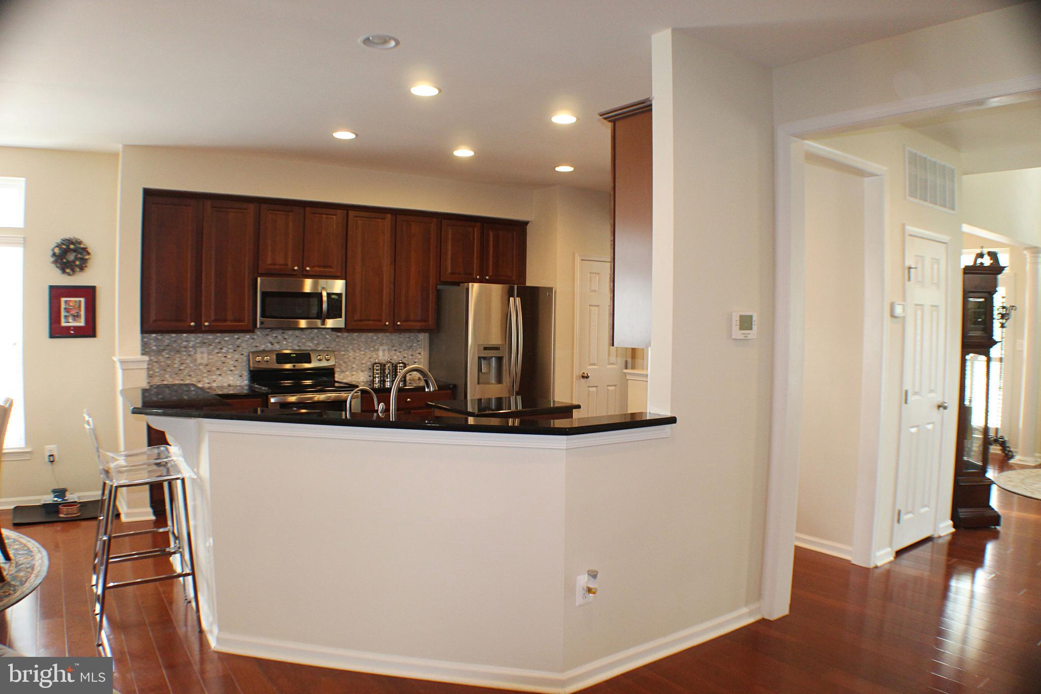 LAKELAND PLACE - Residential