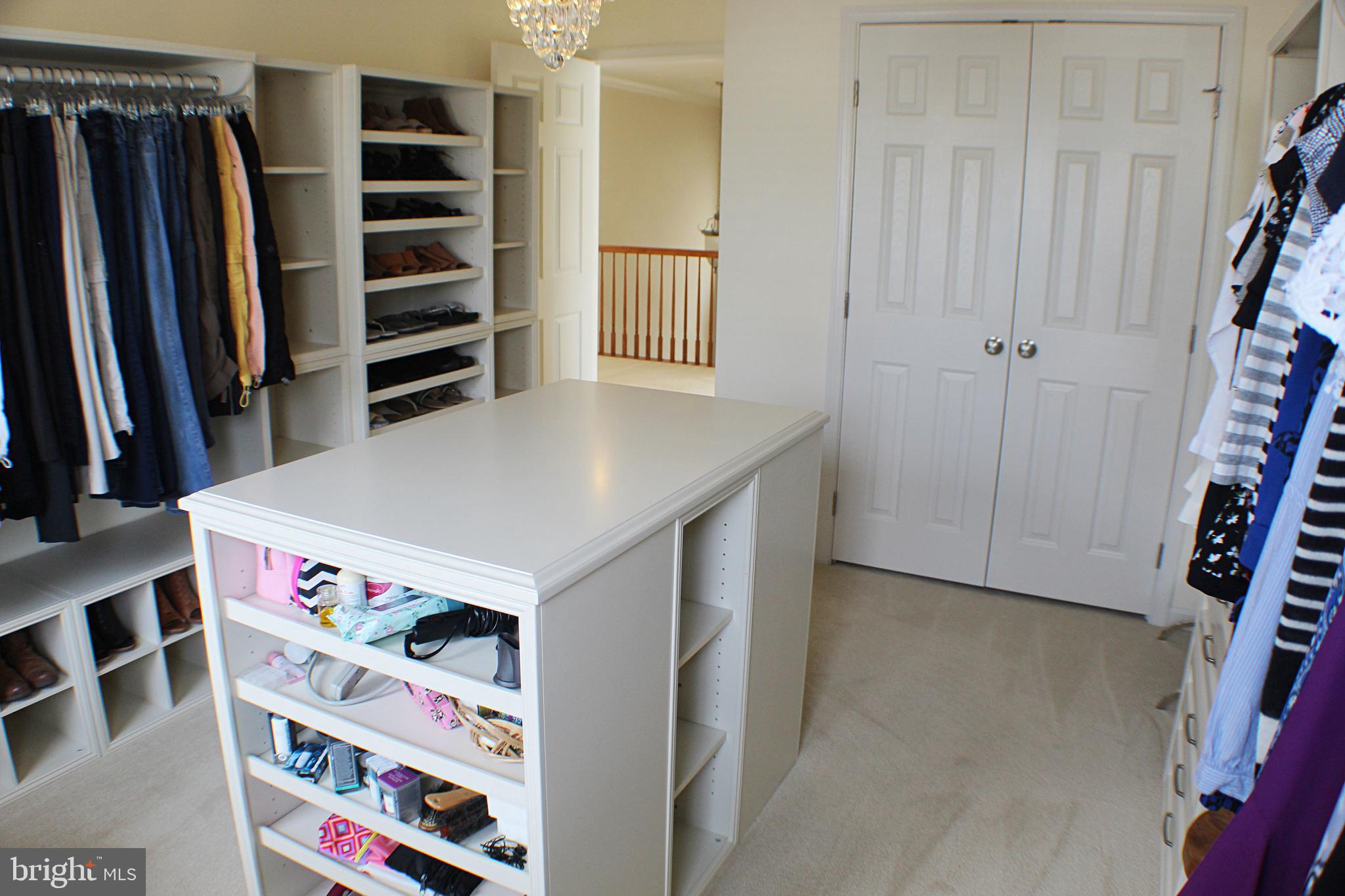 LAKELAND PLACE - Residential