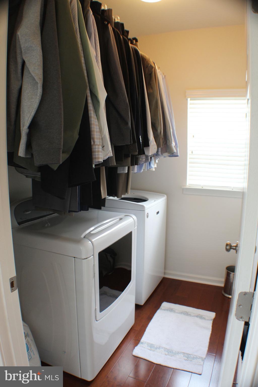 LAKELAND PLACE - Residential