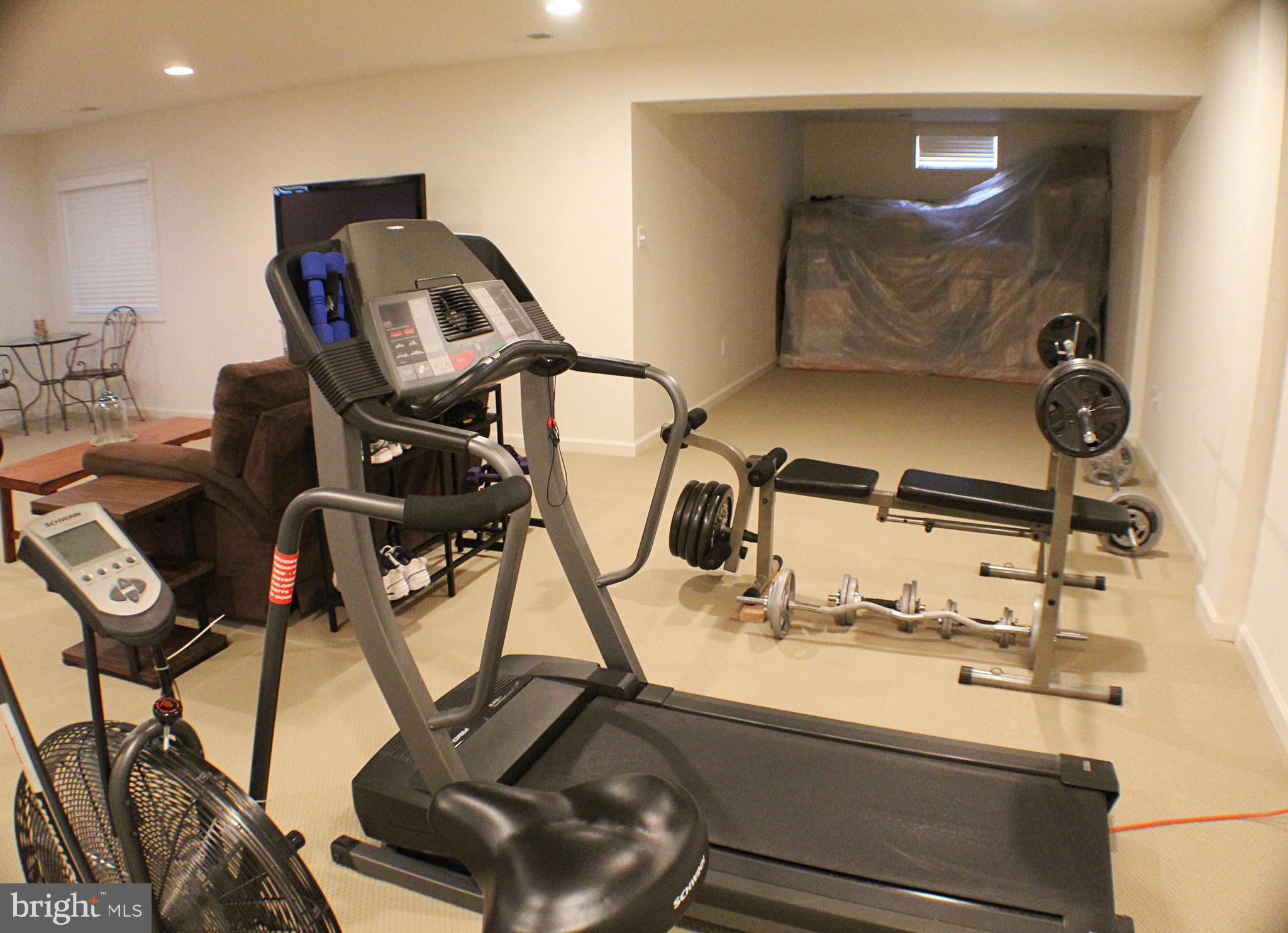 LAKELAND PLACE - Residential