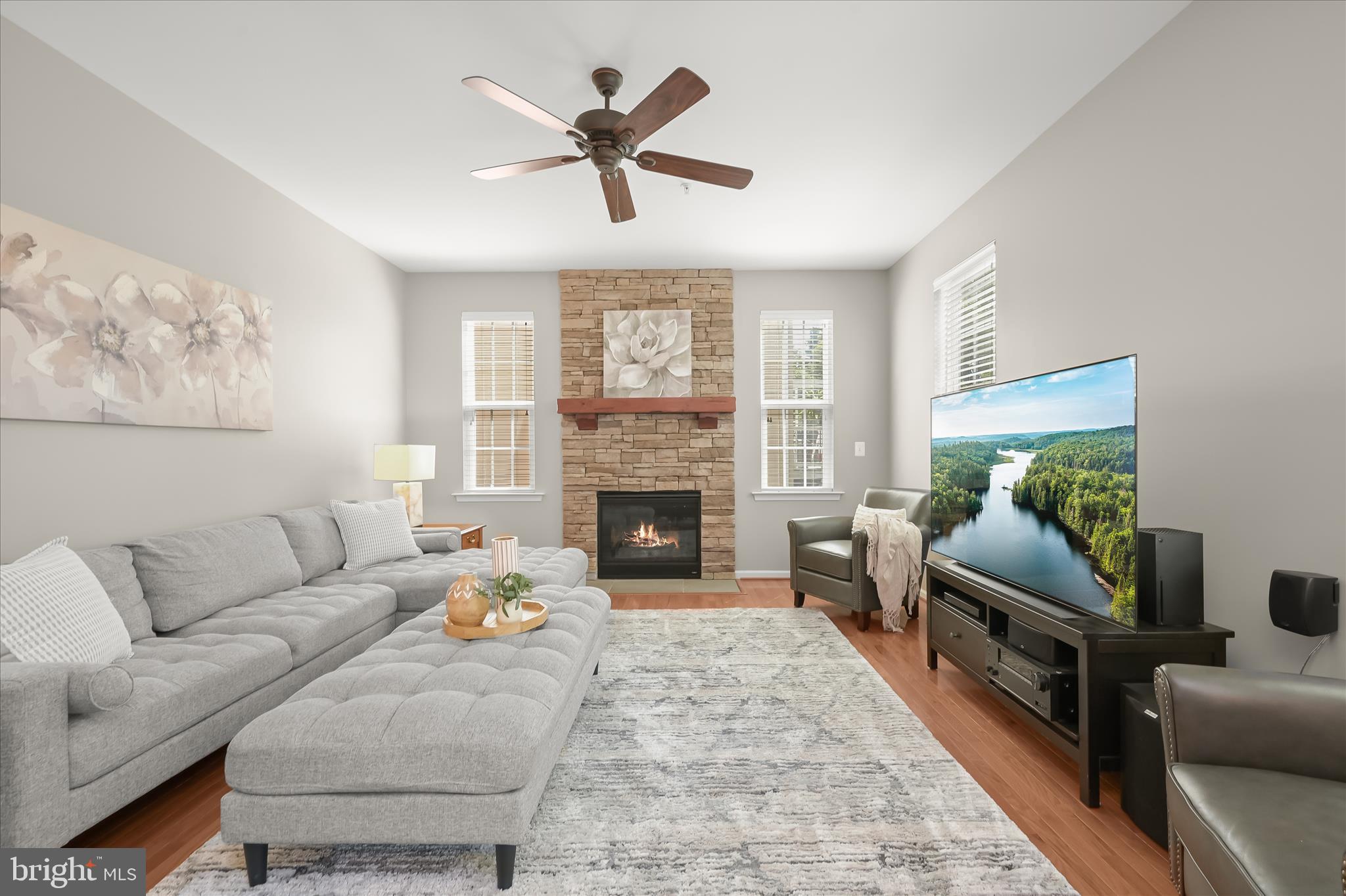 KINGS COVE - Residential