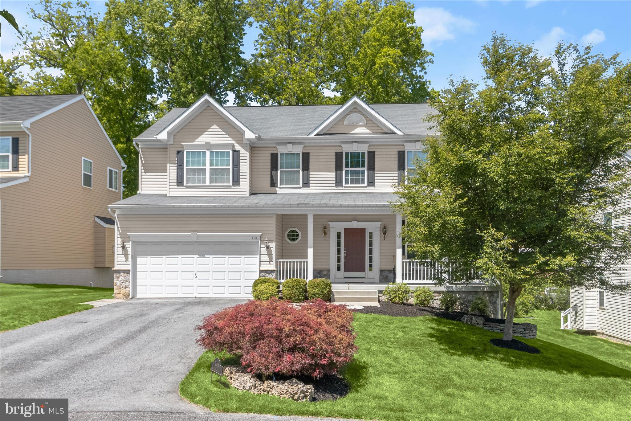KINGS COVE - Residential