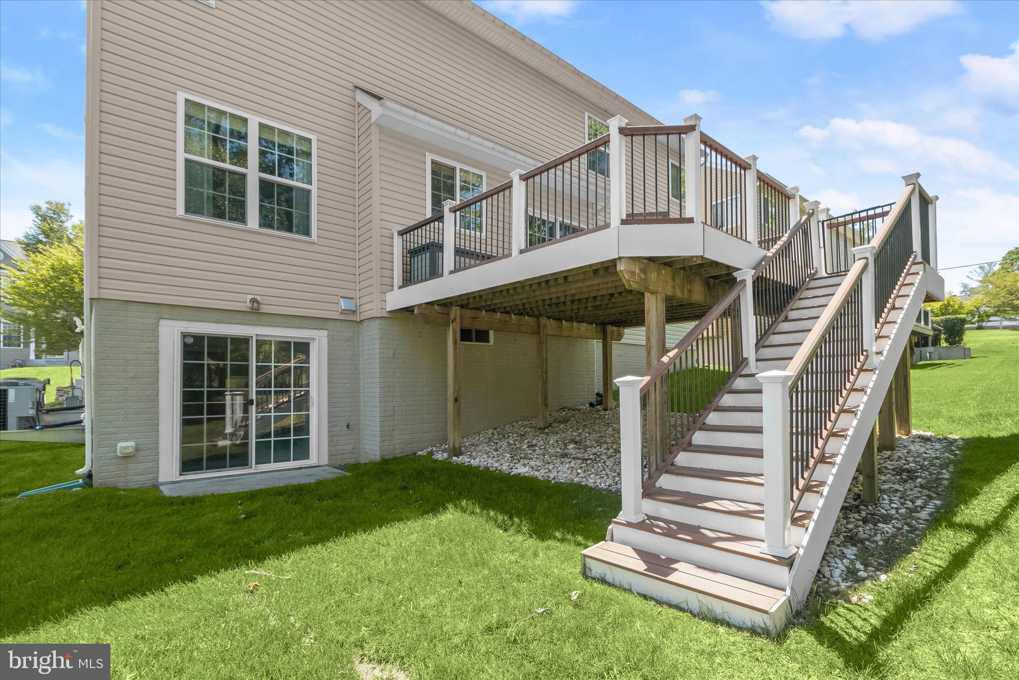 KINGS COVE - Residential