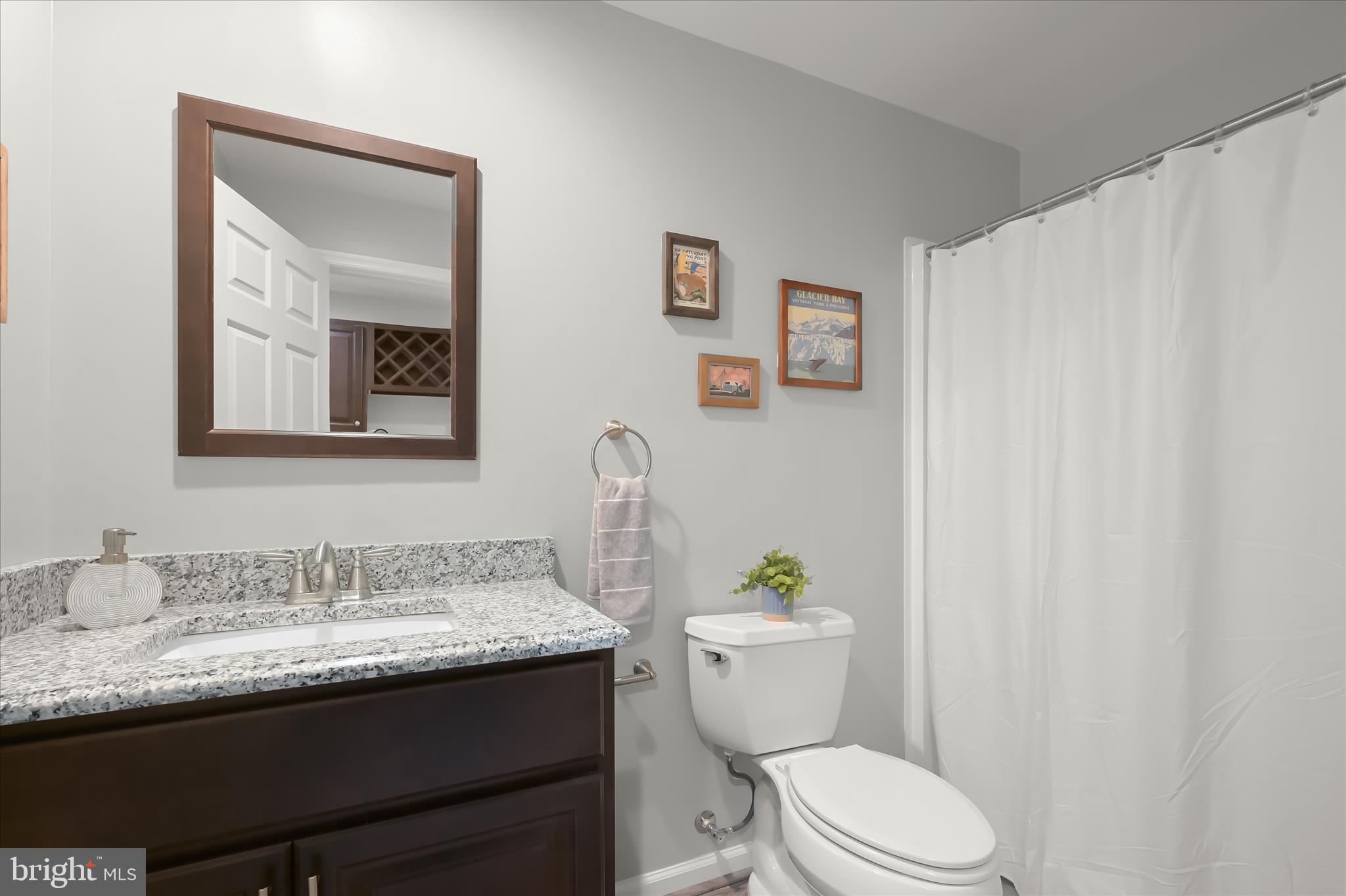 KINGS COVE - Residential