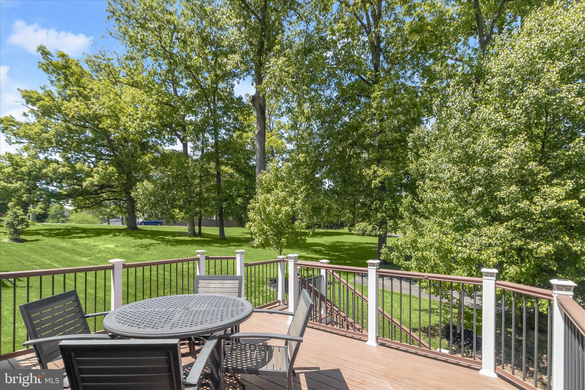 KINGS COVE - Residential