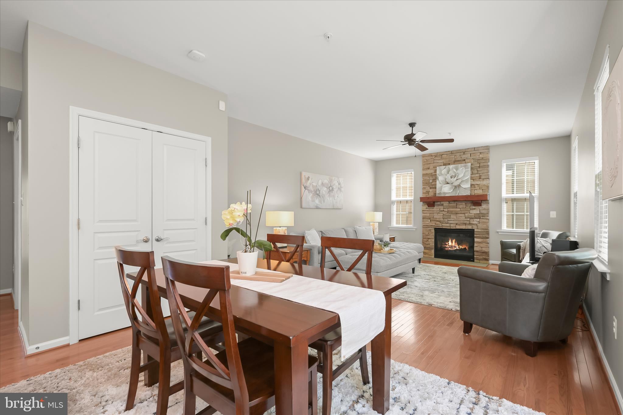 KINGS COVE - Residential